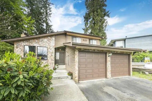 1215 Cypress Place