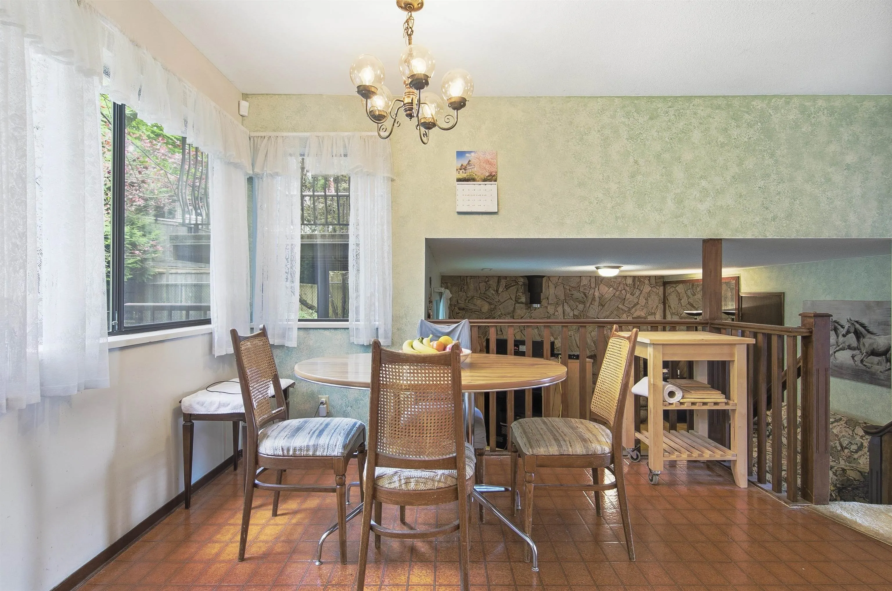 1215 Cypress Place