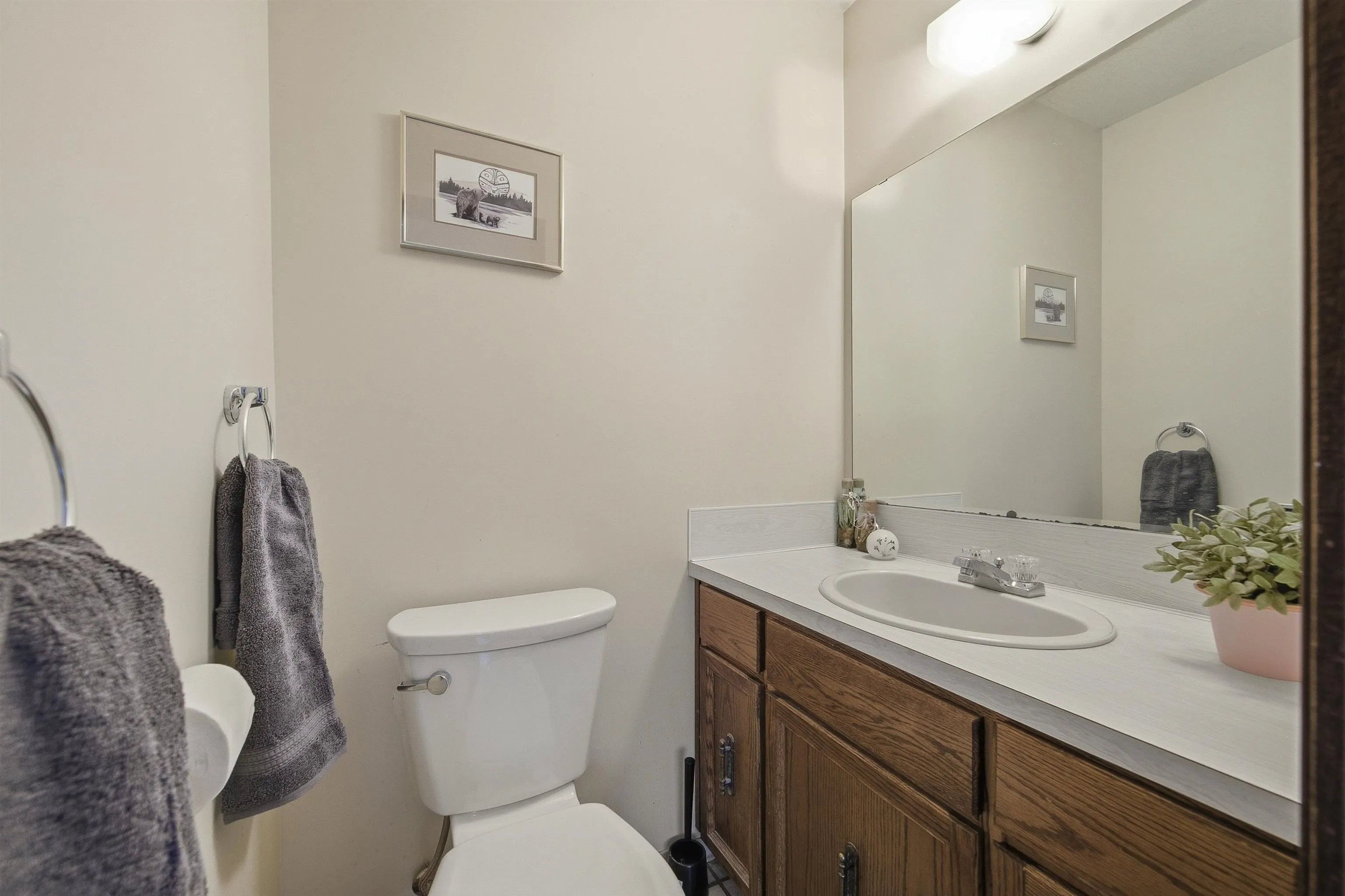 1215 Cypress Place