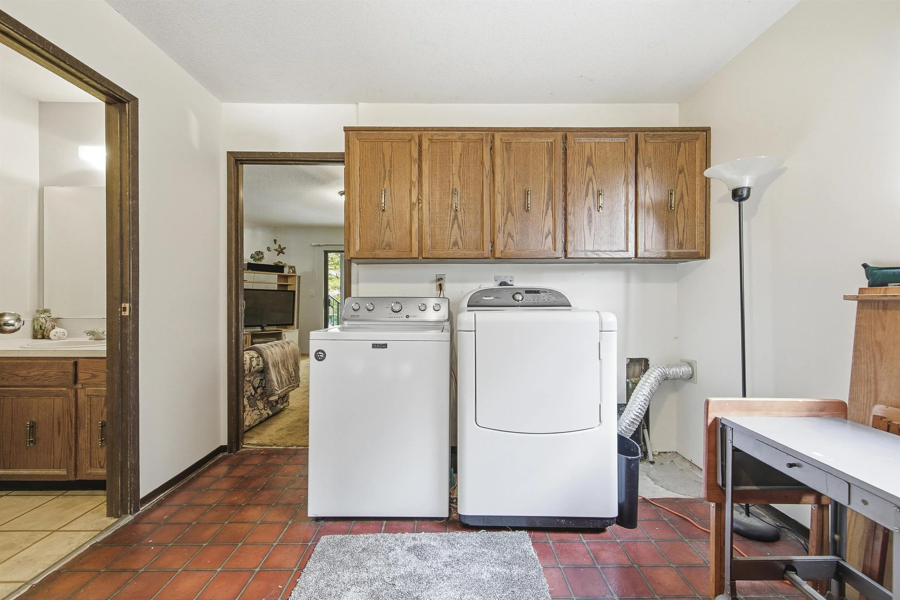 1215 Cypress Place