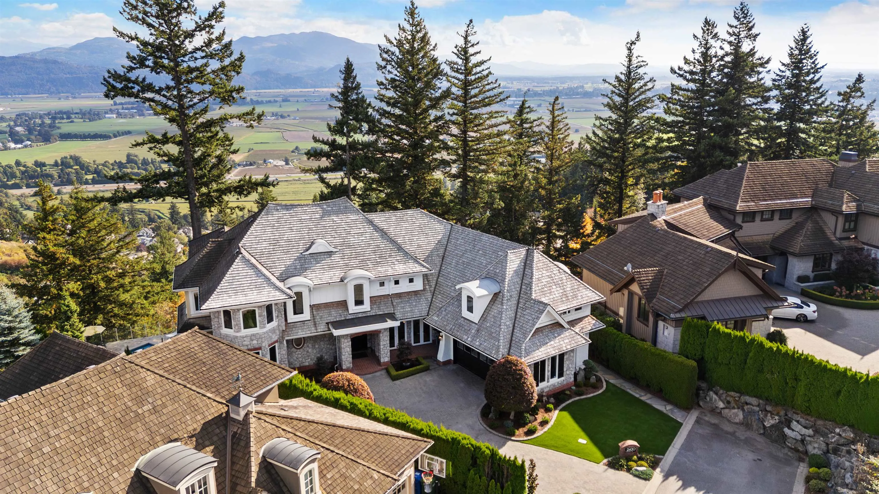 2430 Jonquil Court