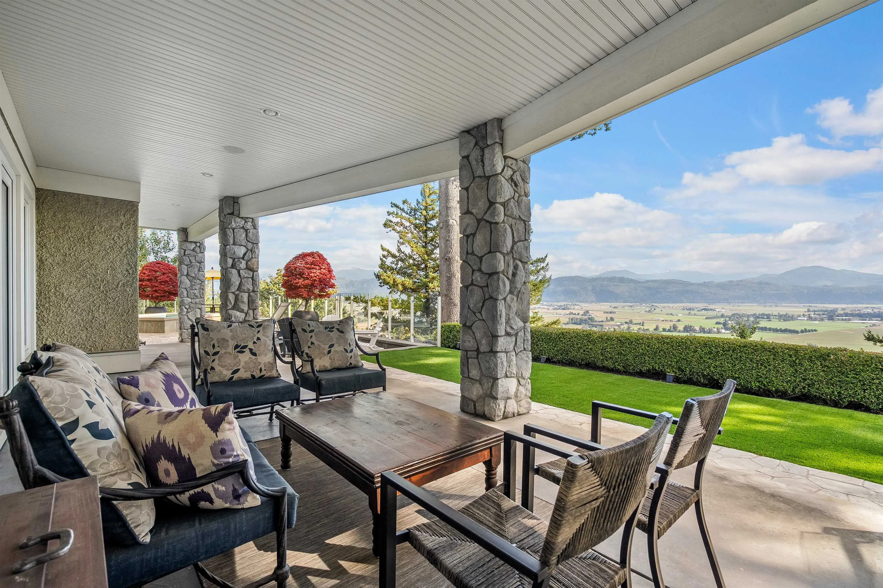 2430 Jonquil Court