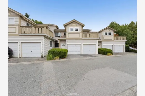 1328 Brunette Avenue #9