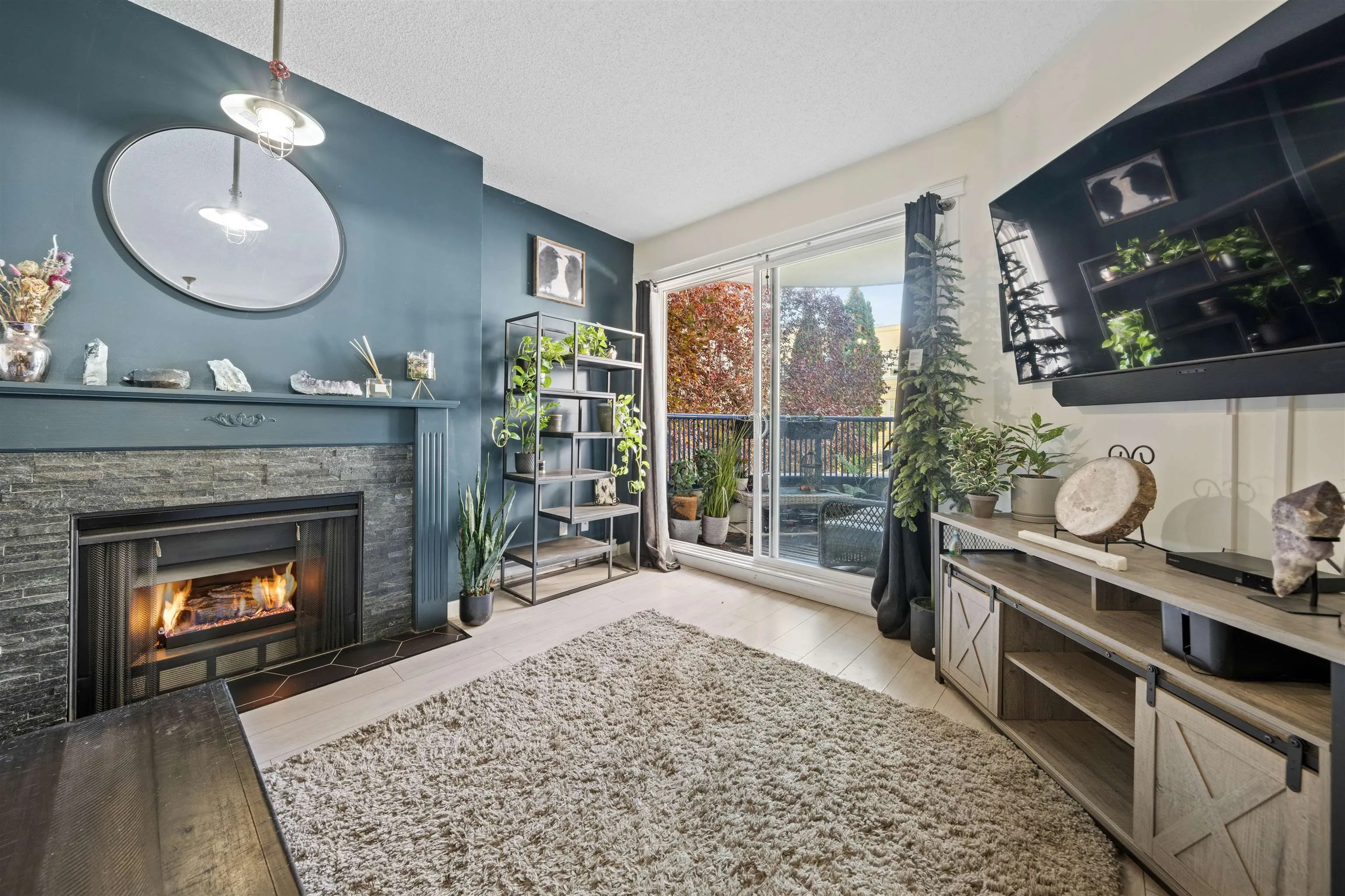 1924 Comox Street #210