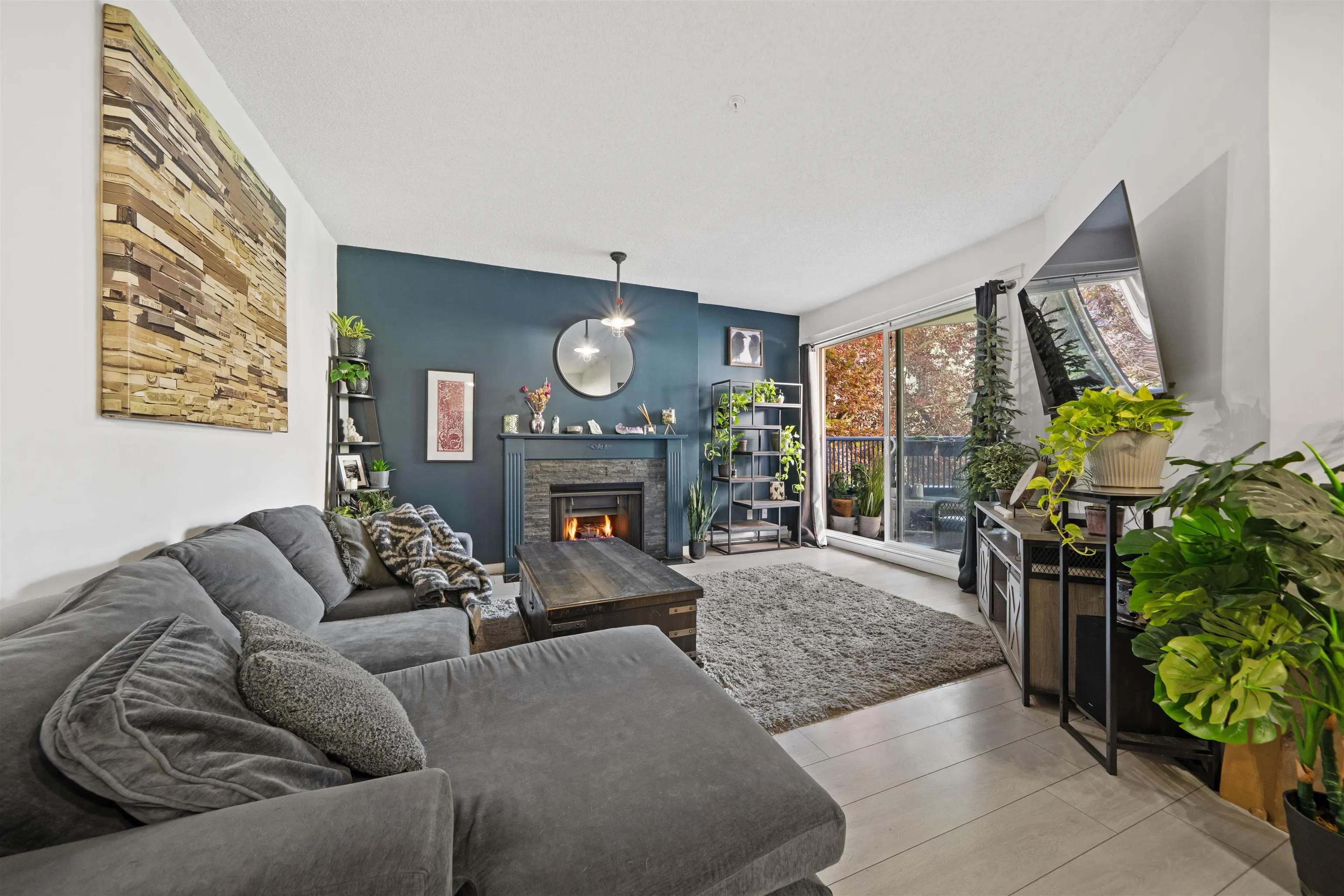 1924 Comox Street #210
