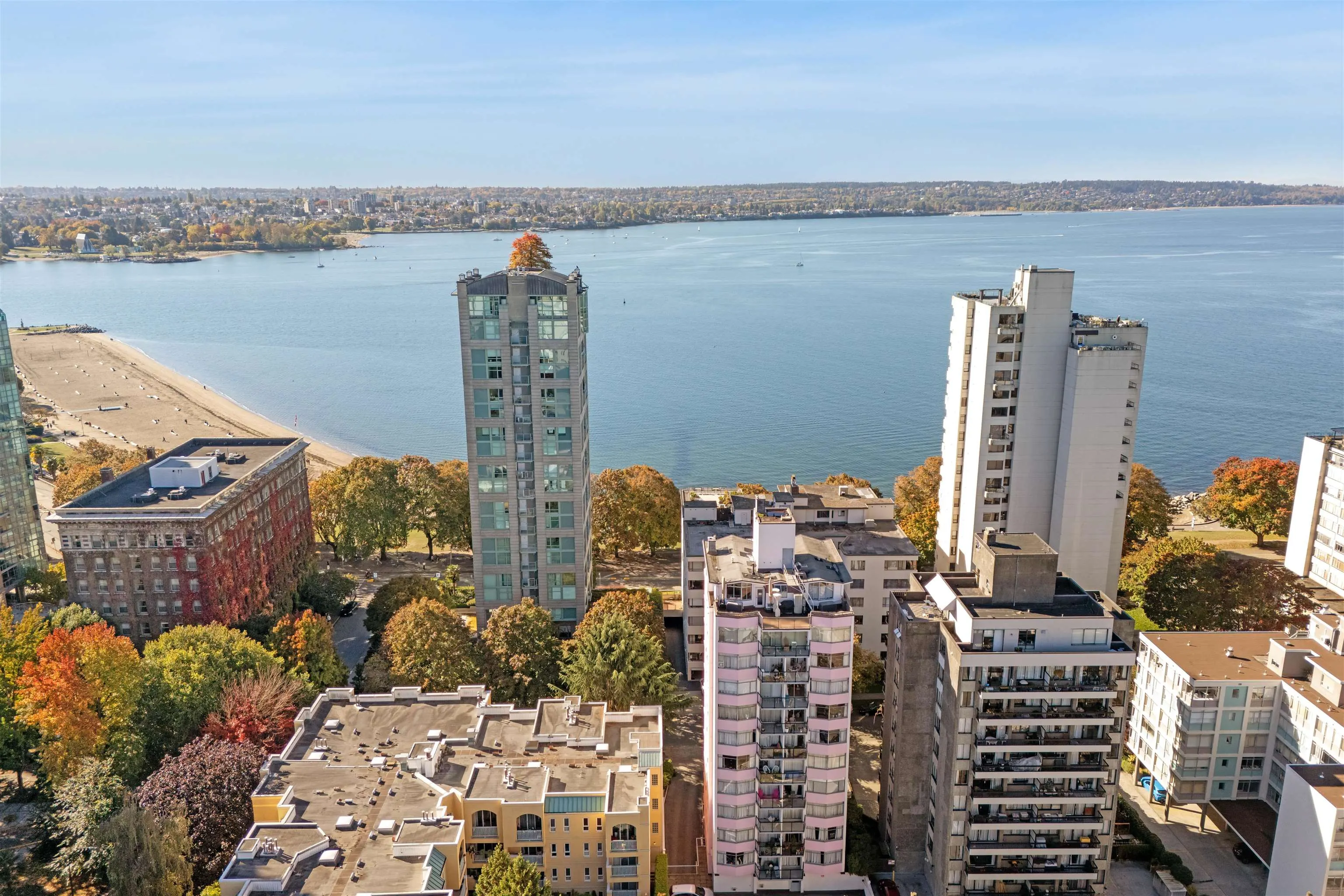 1924 Comox Street #210