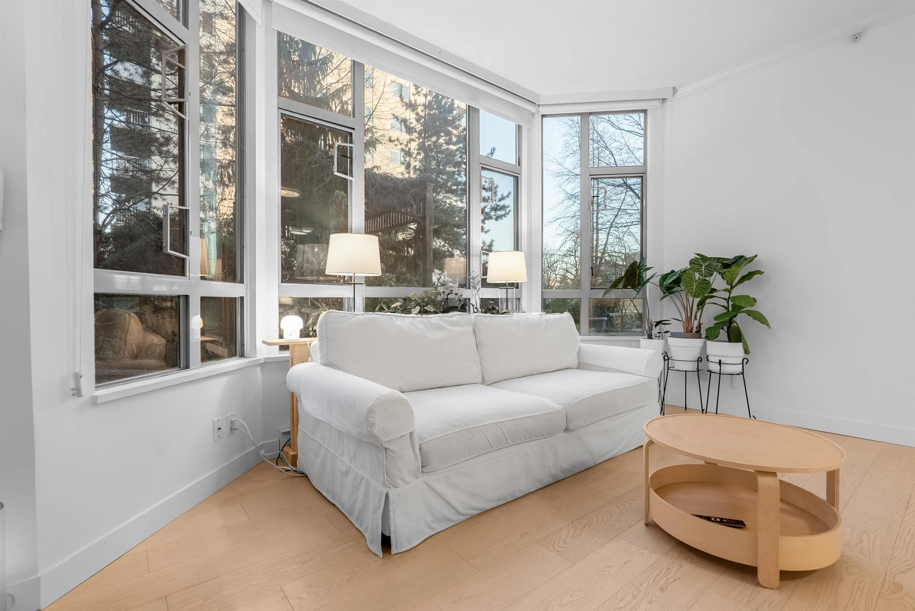 160 W Keith Road #101