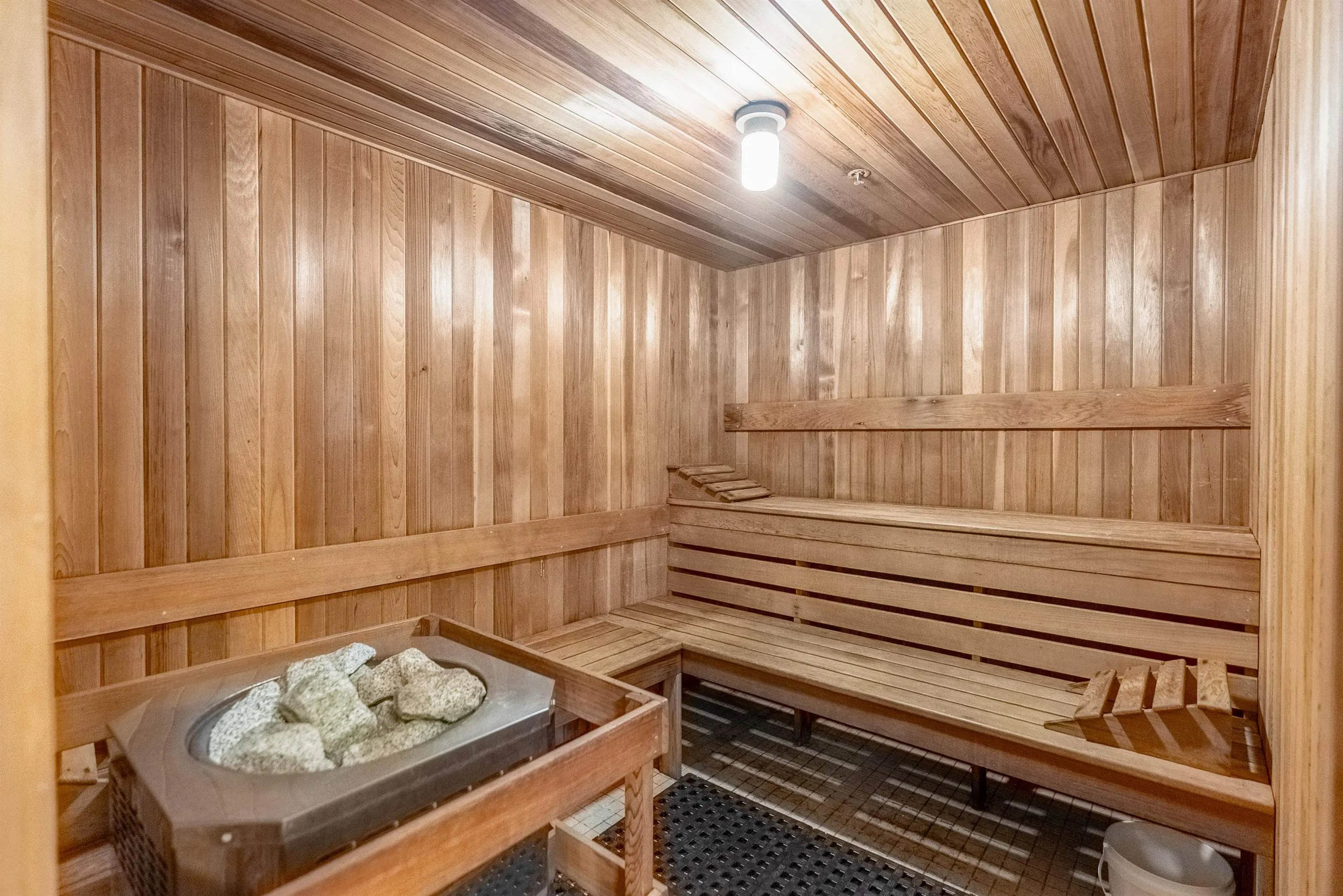 160 W Keith Road #101