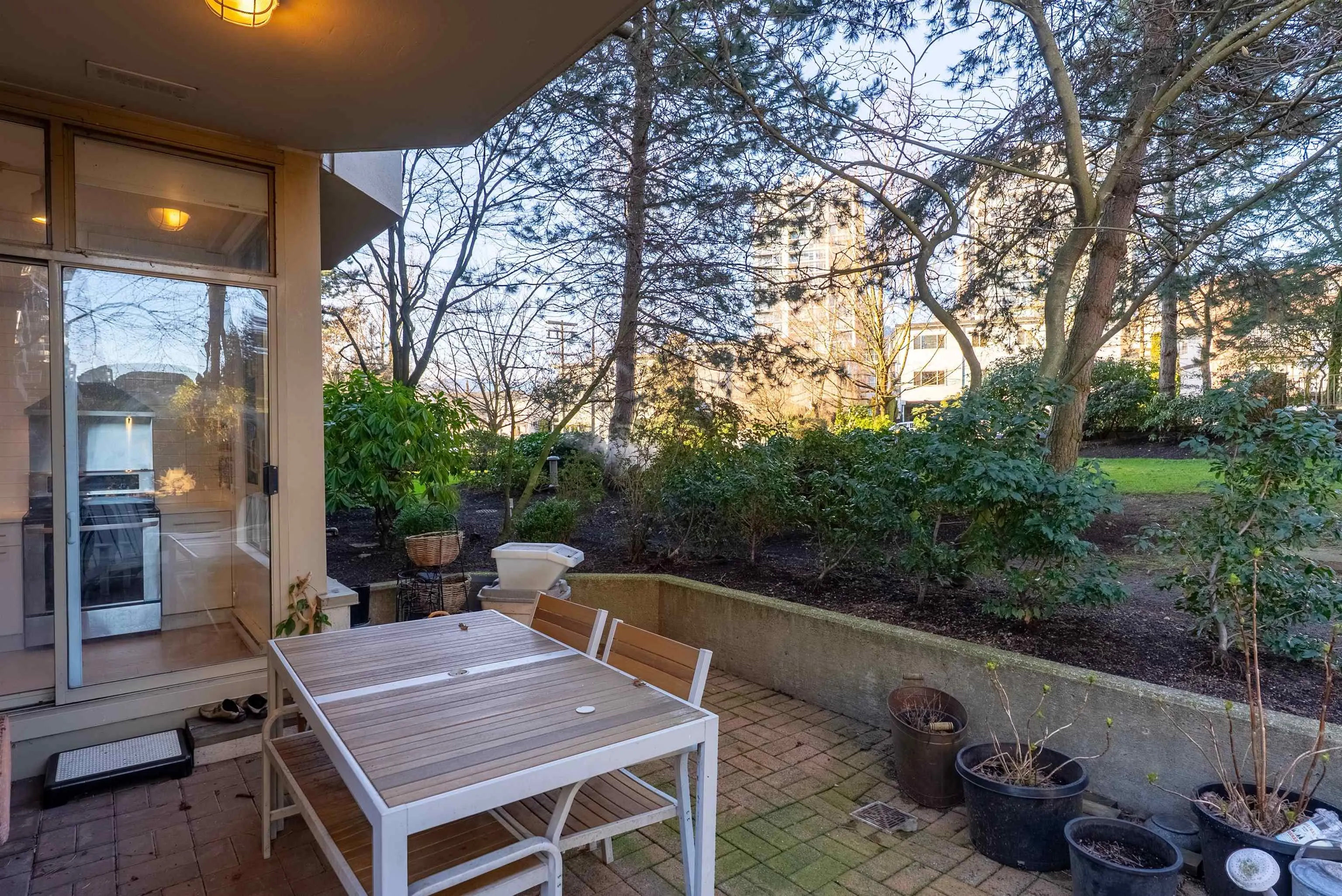 160 W Keith Road #101