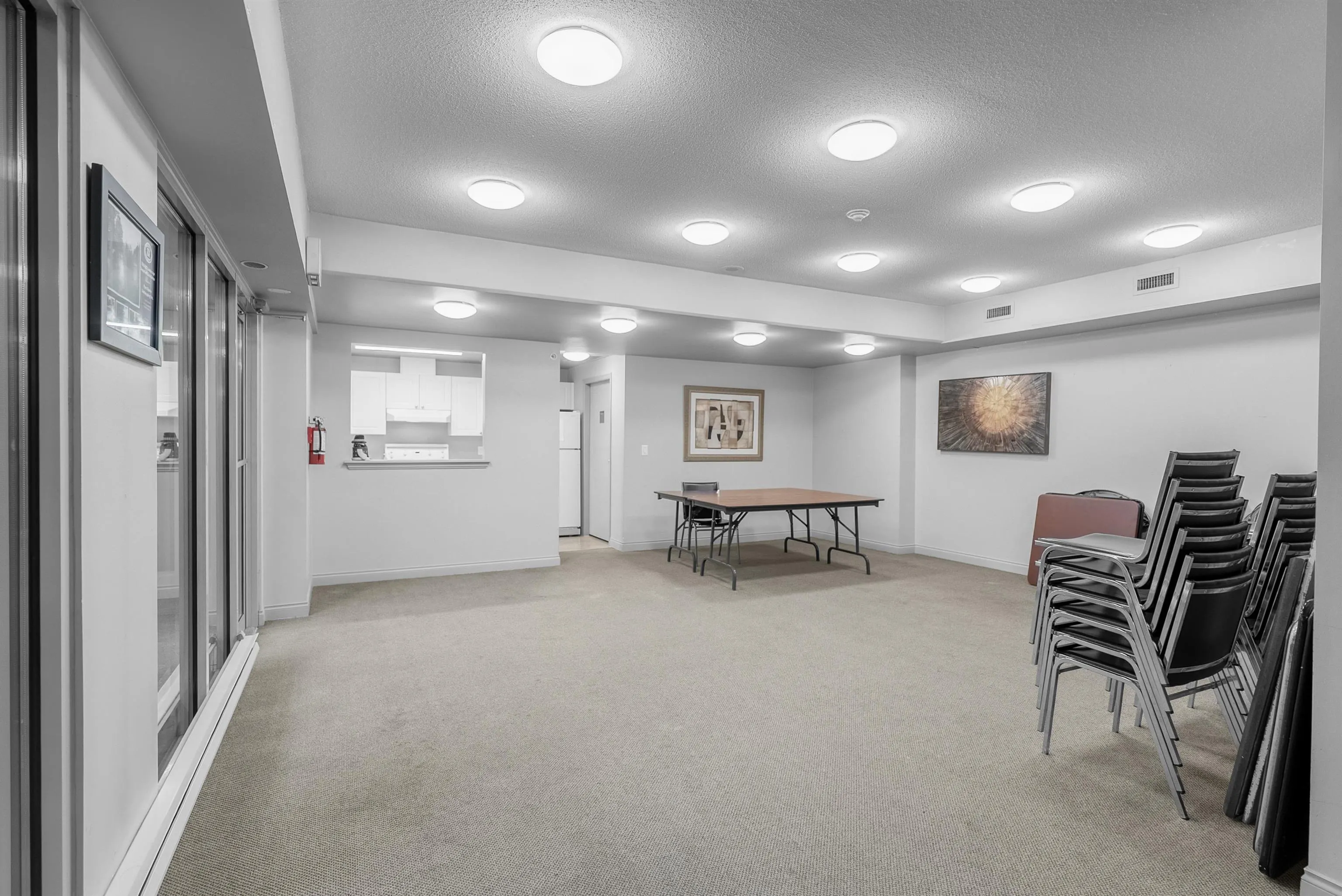 160 W Keith Road #101