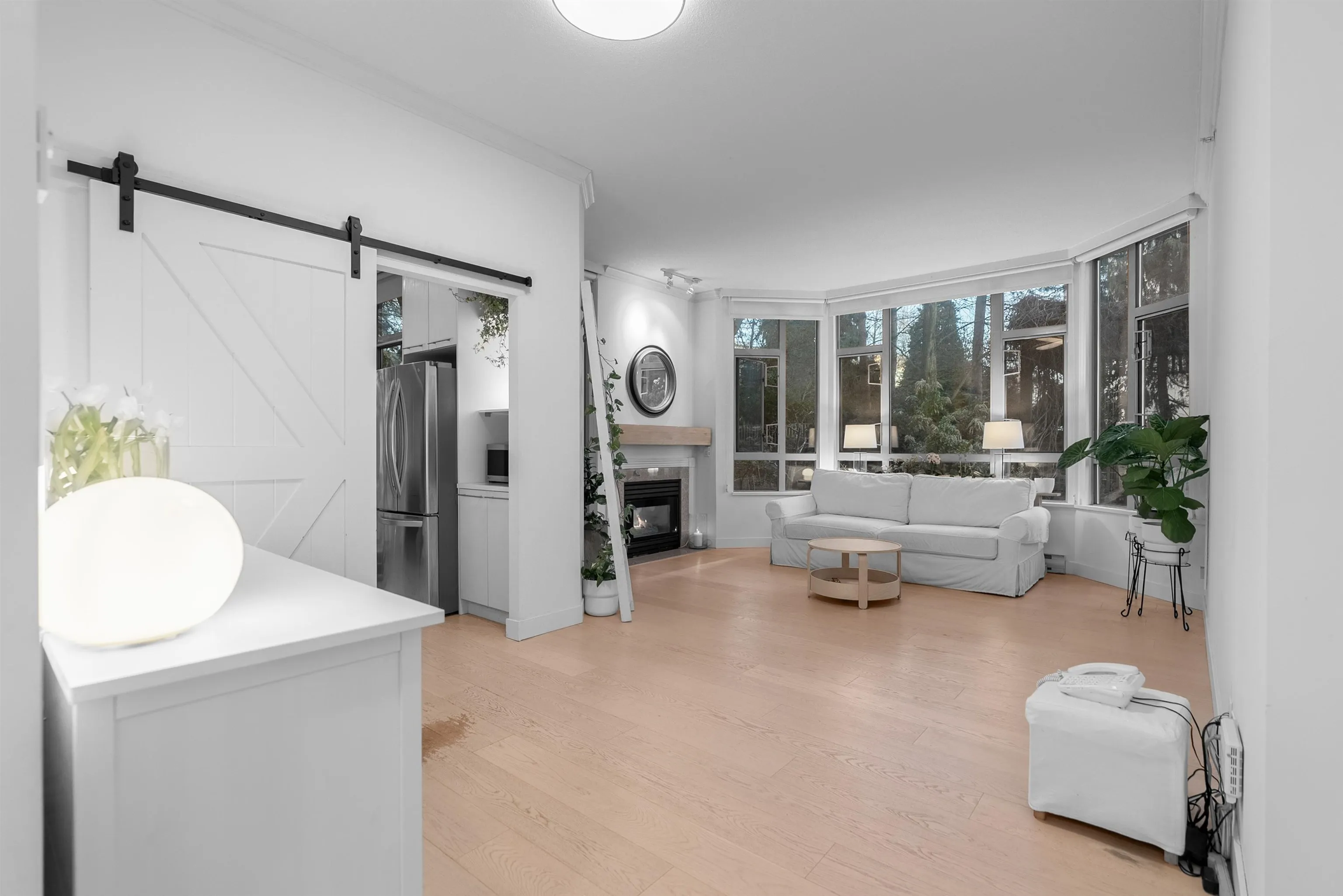 160 W Keith Road #101