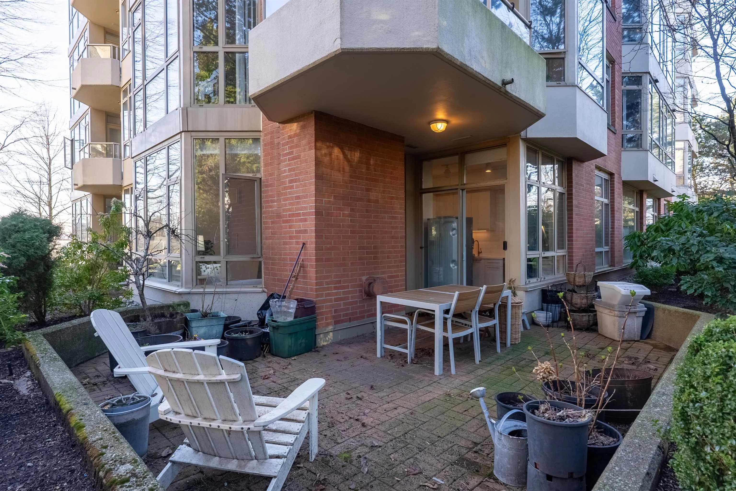 160 W Keith Road #101