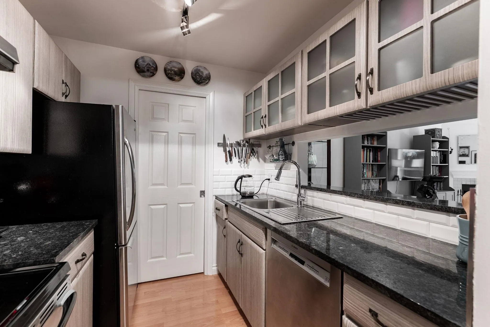 555 W 14th Avenue #119