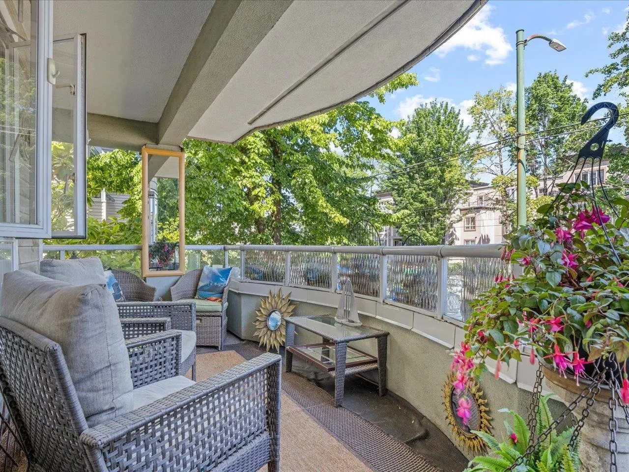 3220 W 4th Avenue #201