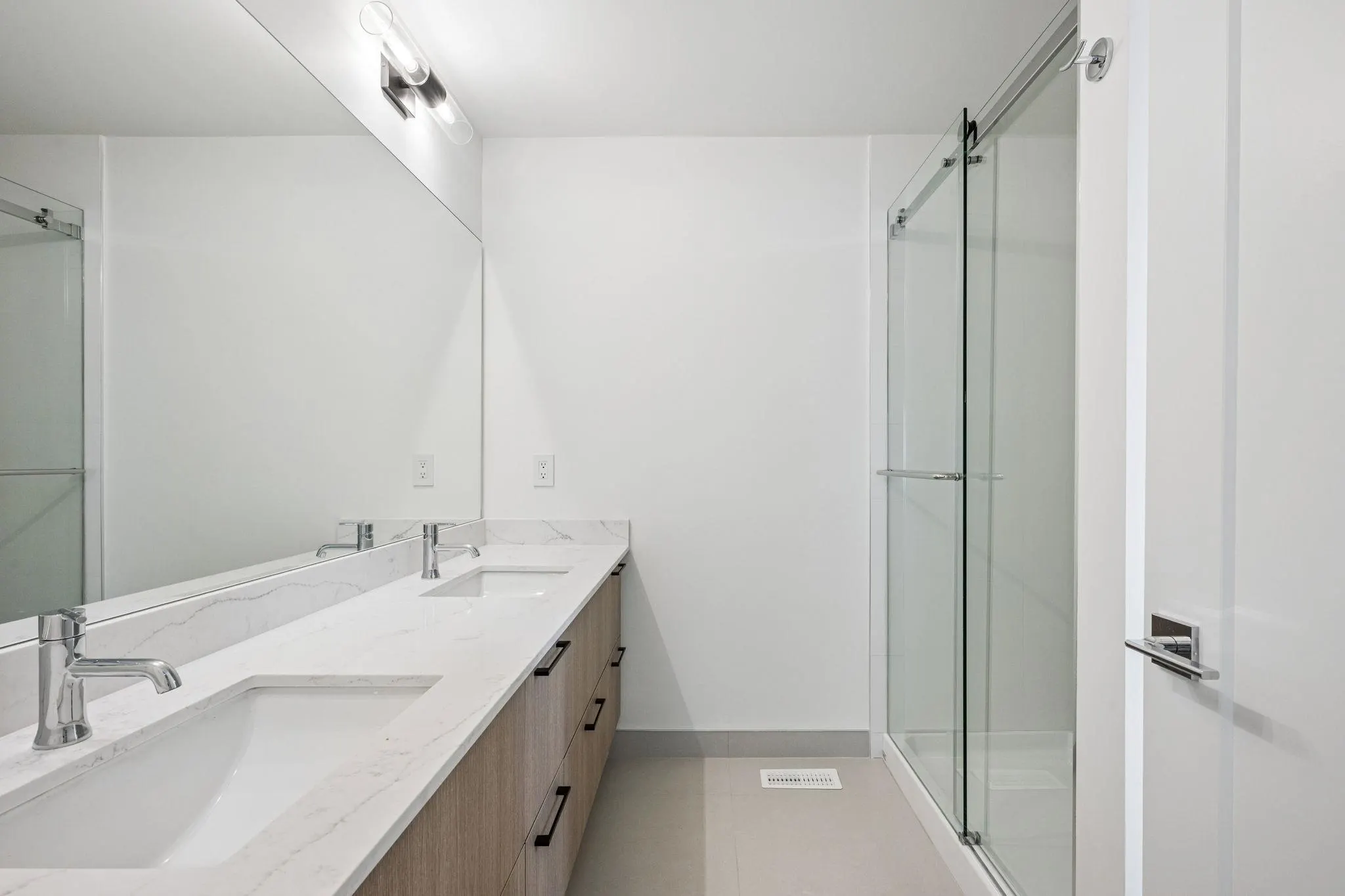 17429 59 Avenue #22