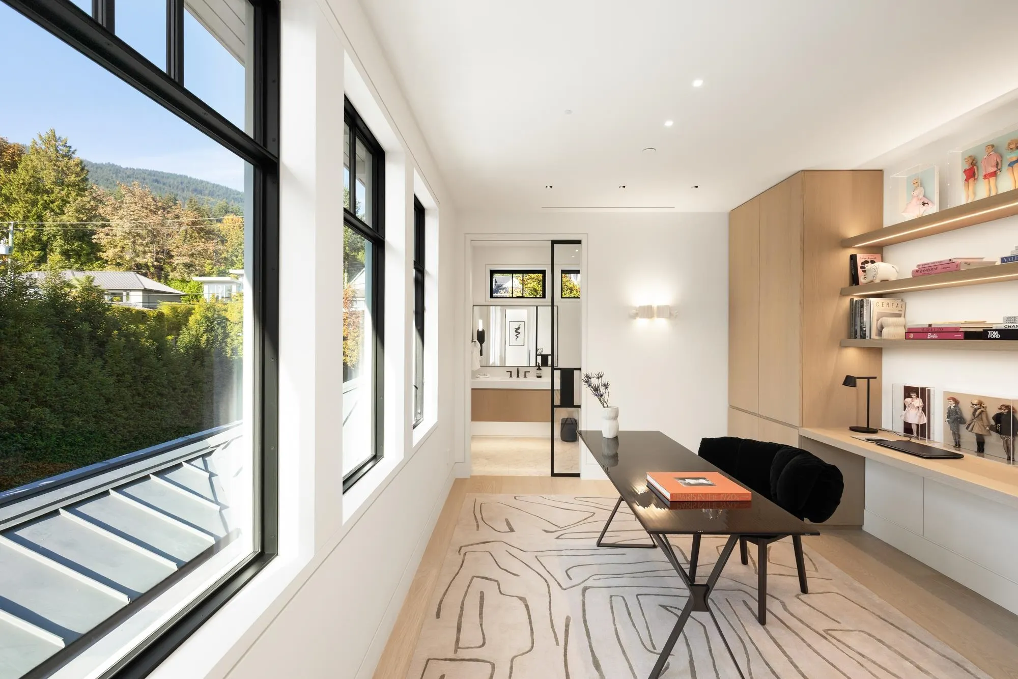 3156 Travers Avenue