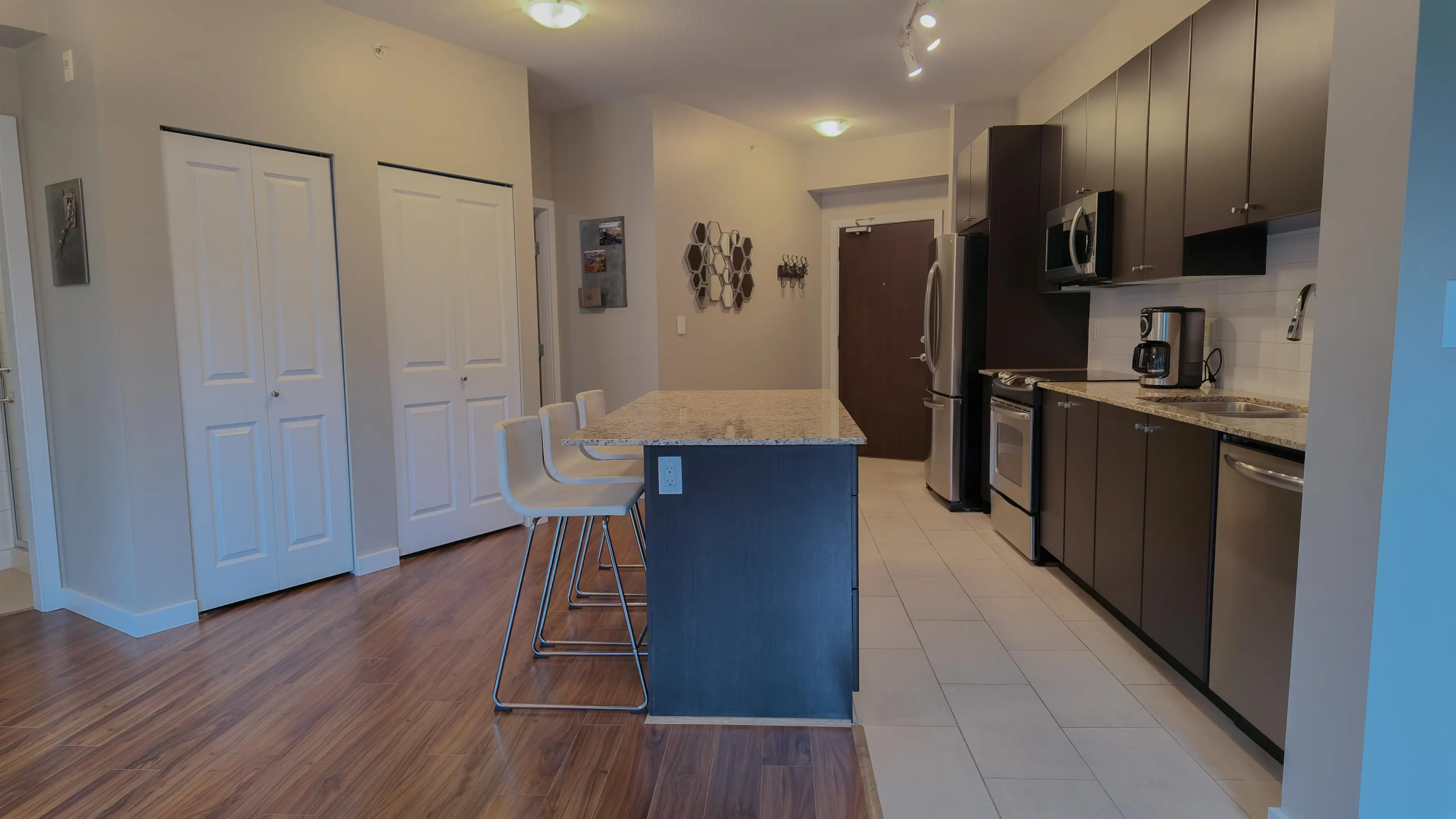265 Ross Drive #402