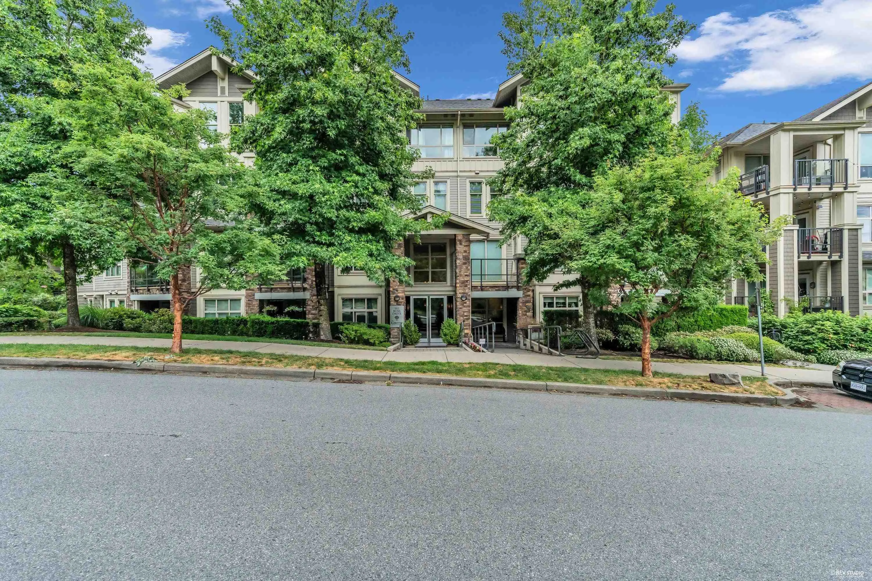 265 Ross Drive #402