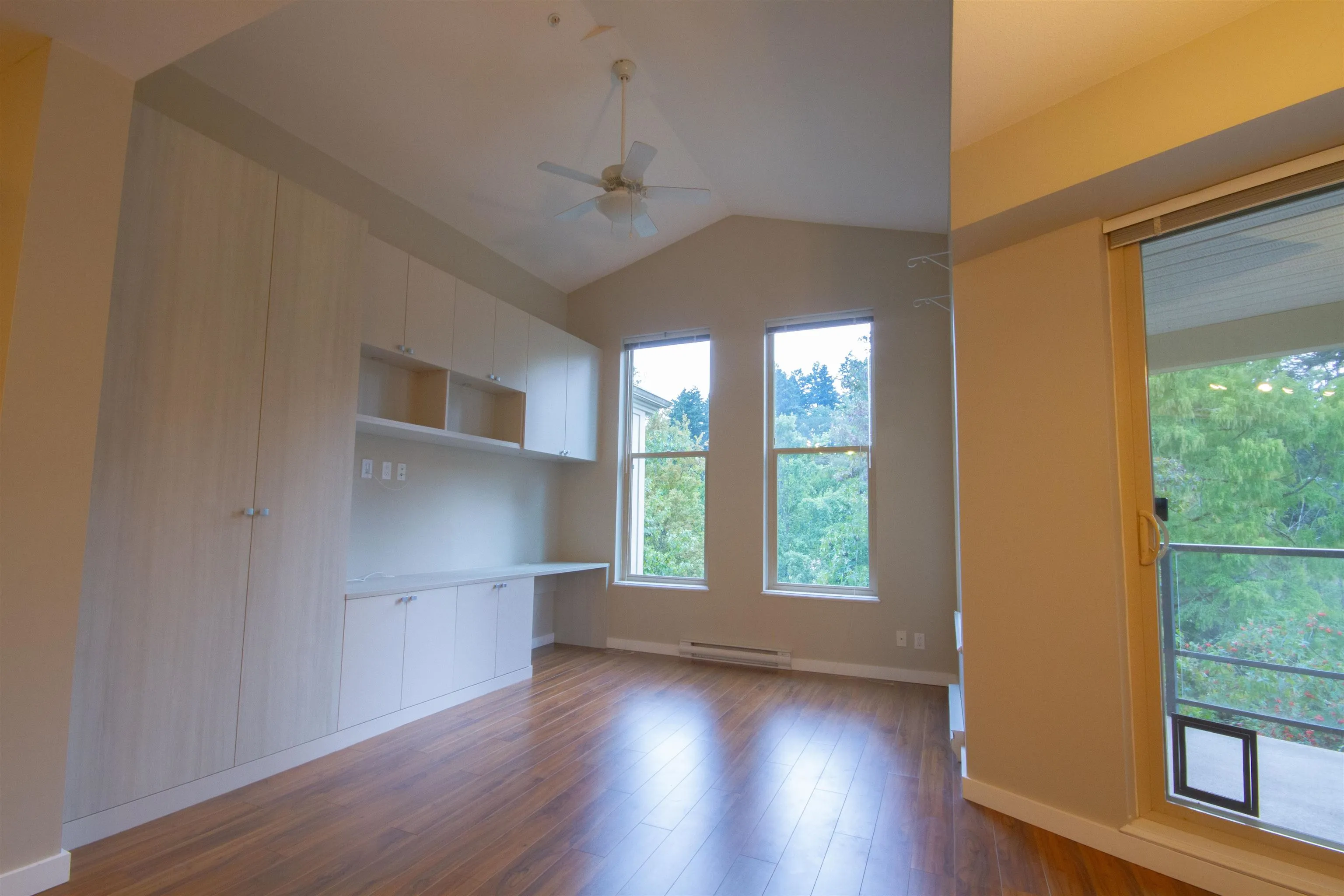 265 Ross Drive #402