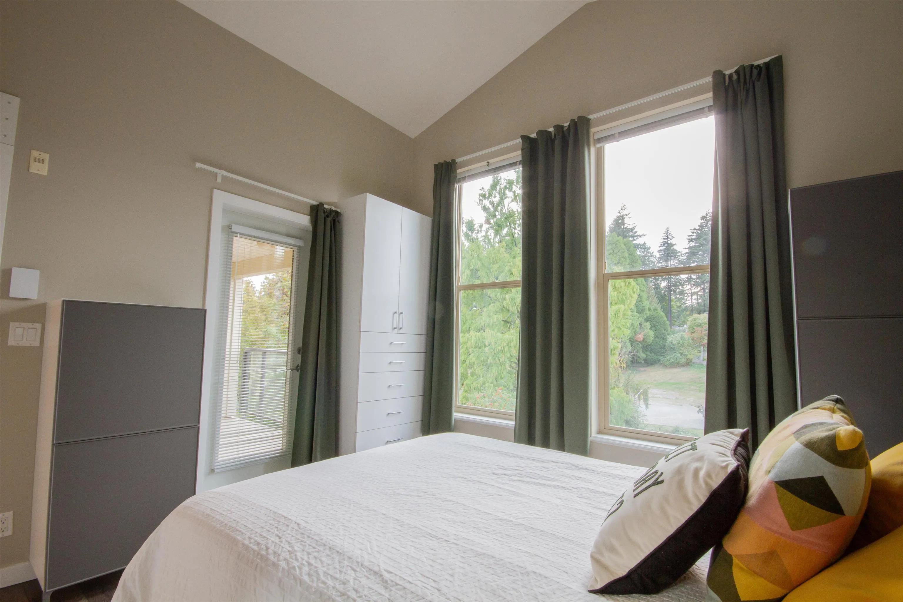 265 Ross Drive #402