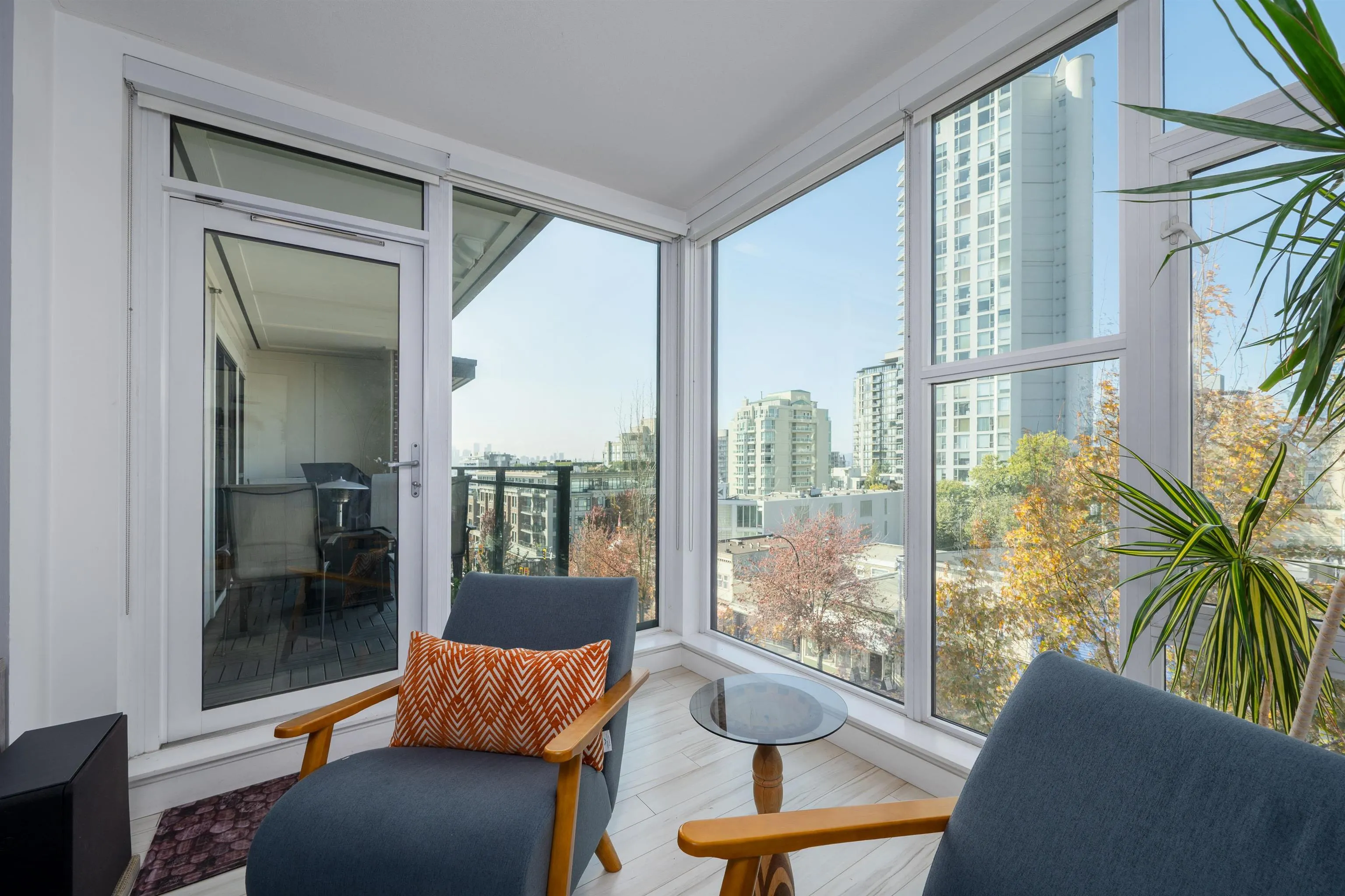 111 E 3rd Street #409