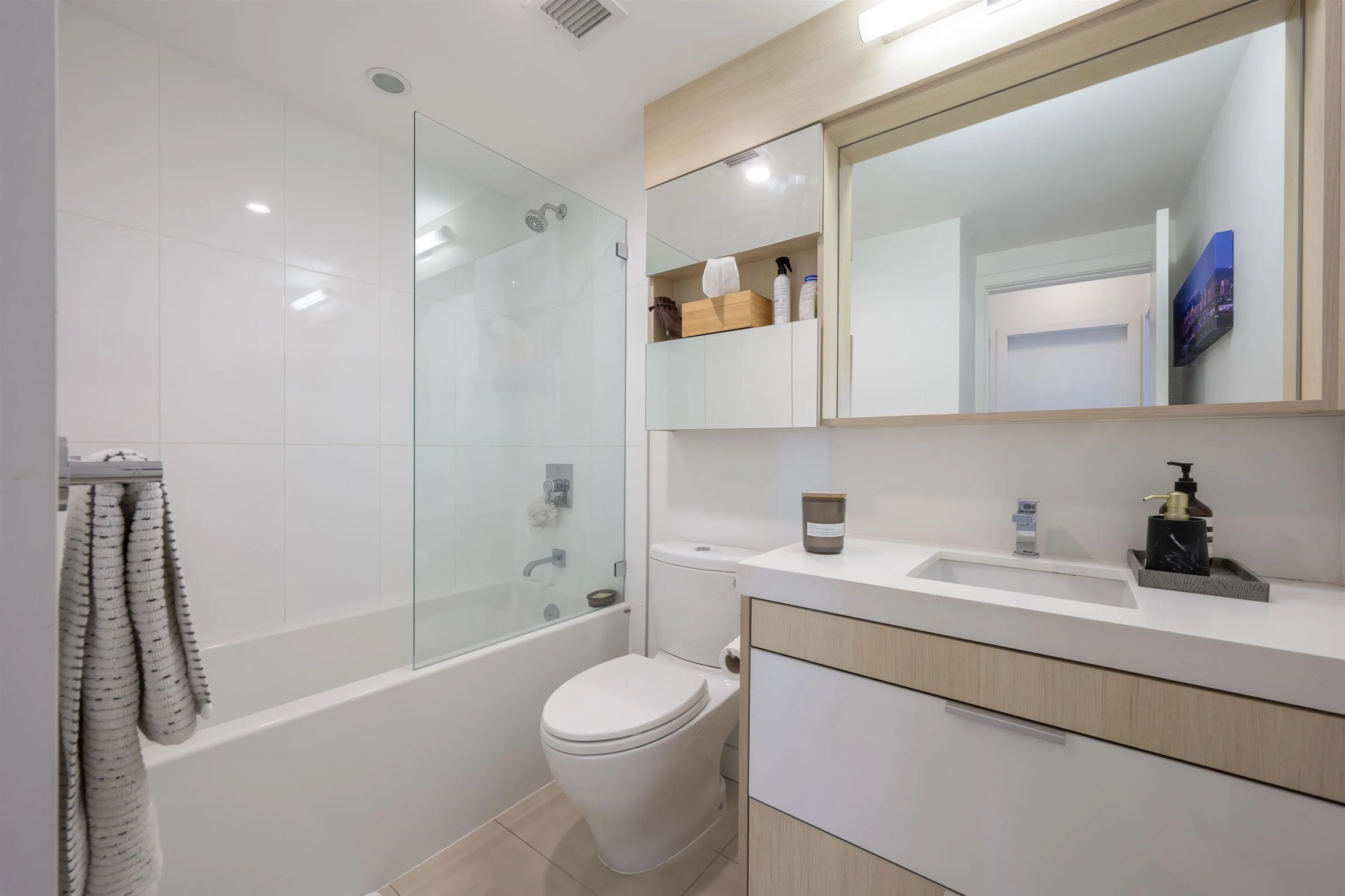 111 E 3rd Street #409