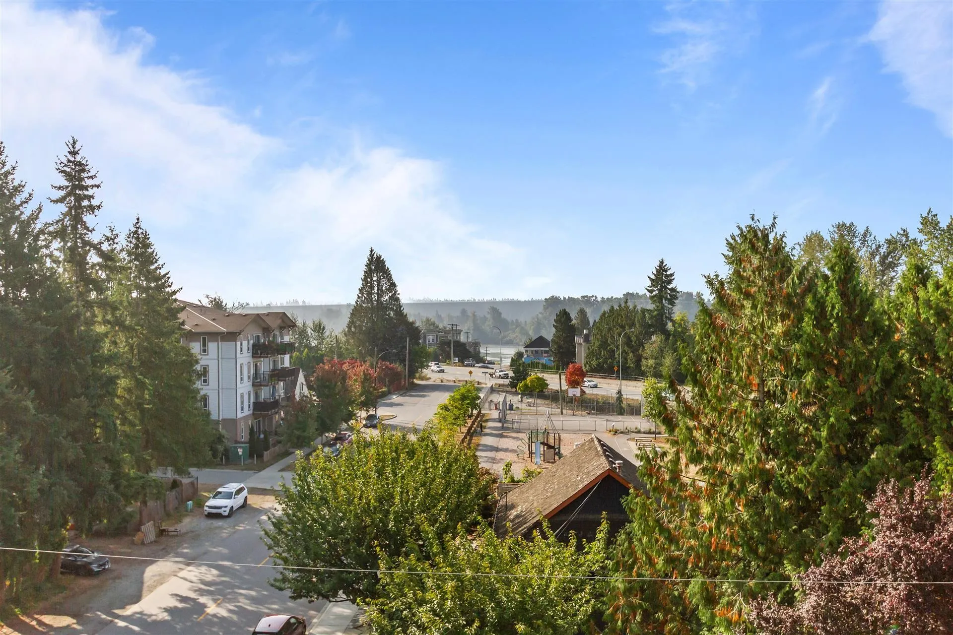 22290 North Avenue #406