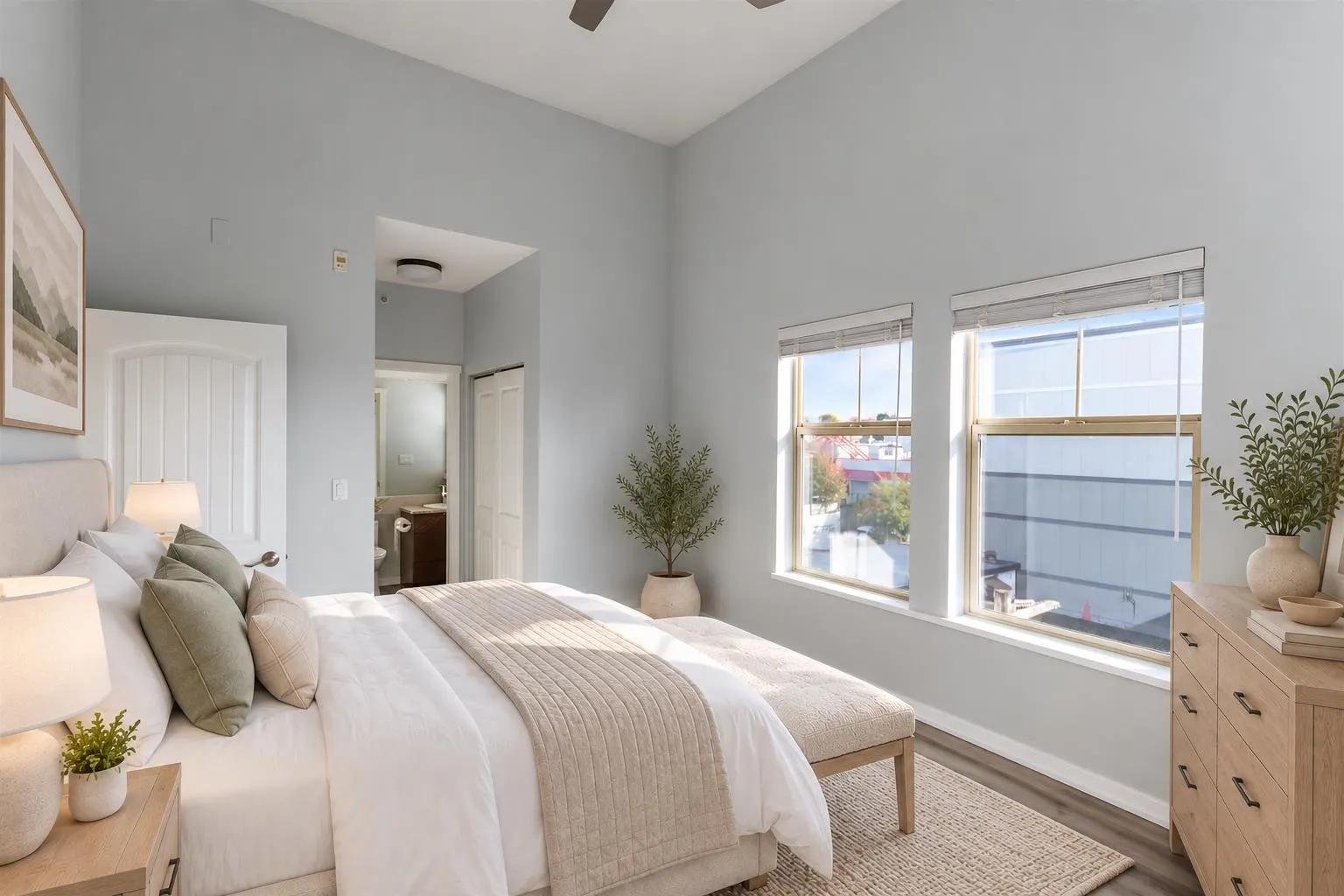 22290 North Avenue #406