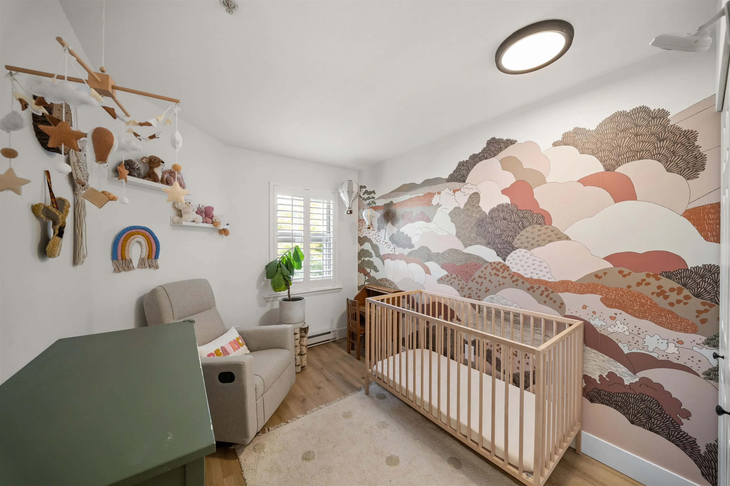 222 E 5th Street #18