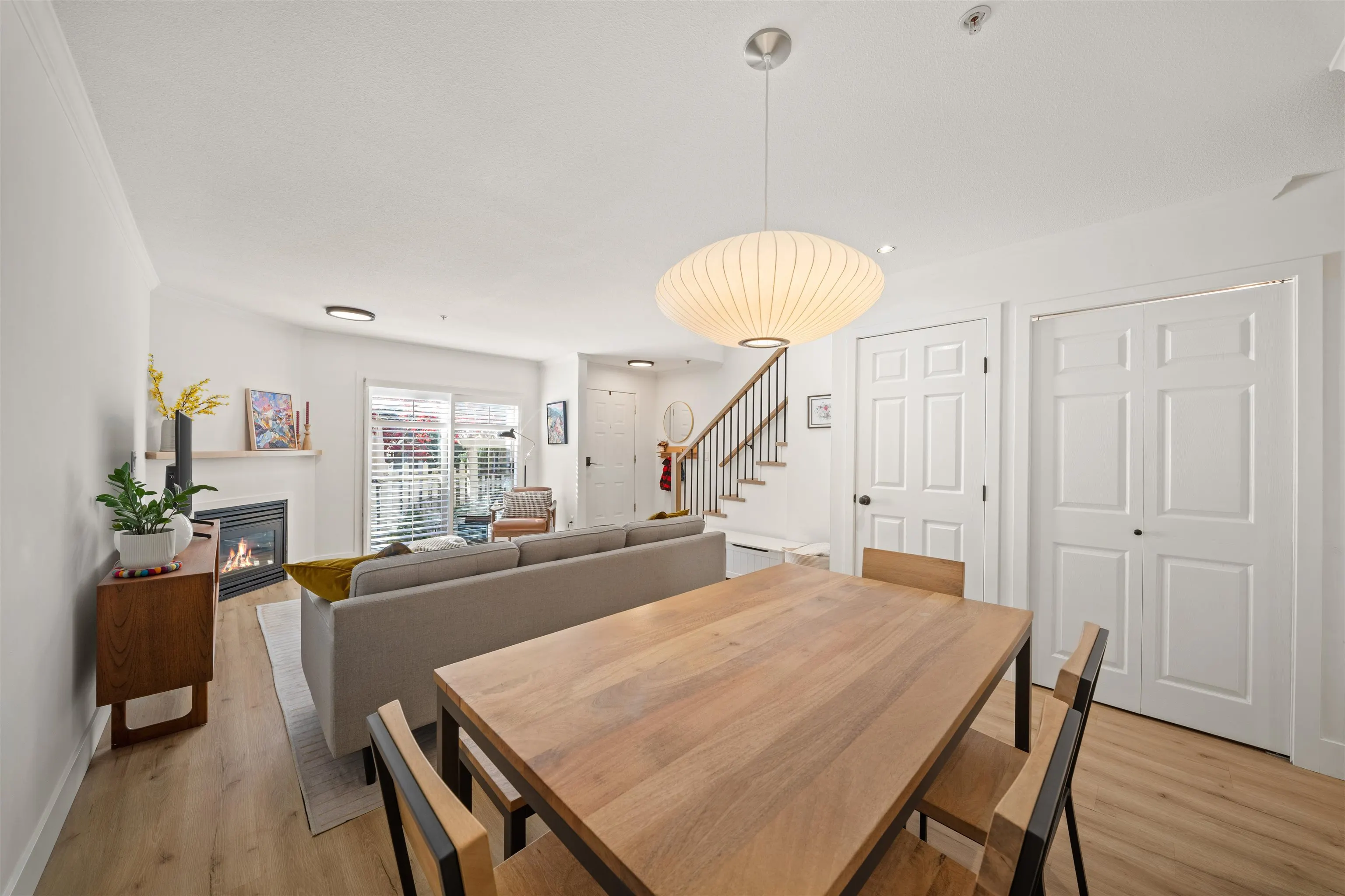 222 E 5th Street #18