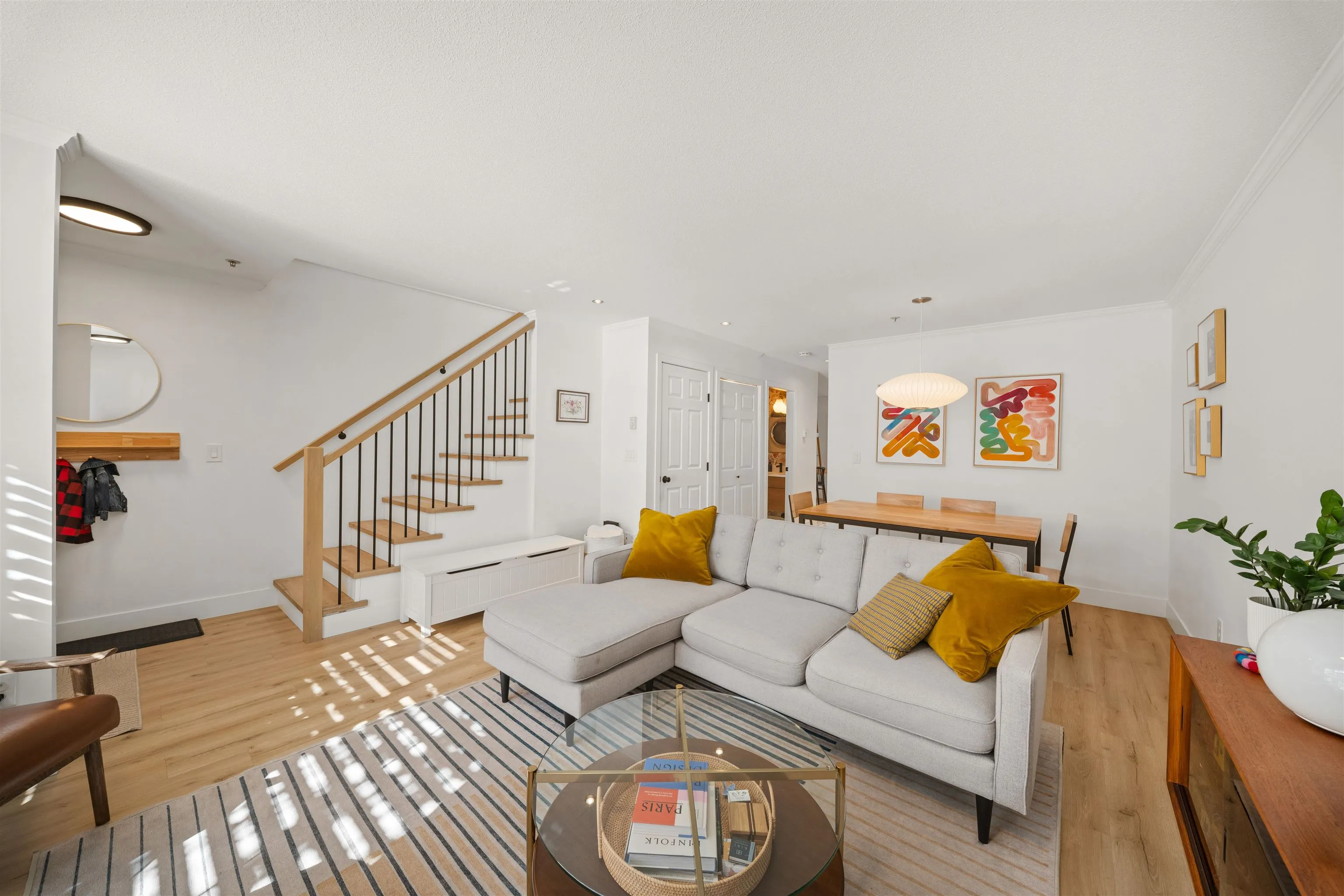 222 E 5th Street #18