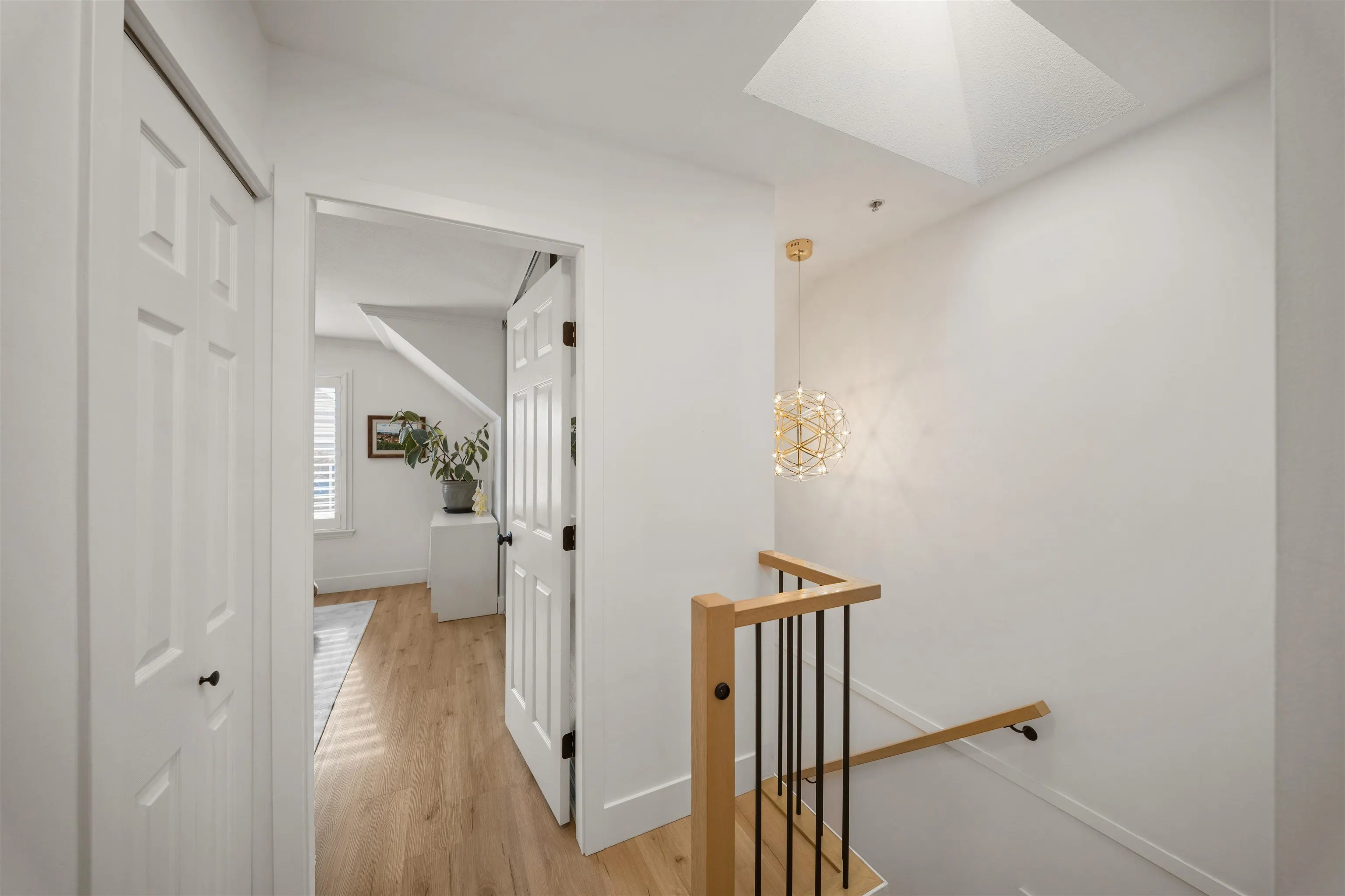 222 E 5th Street #18