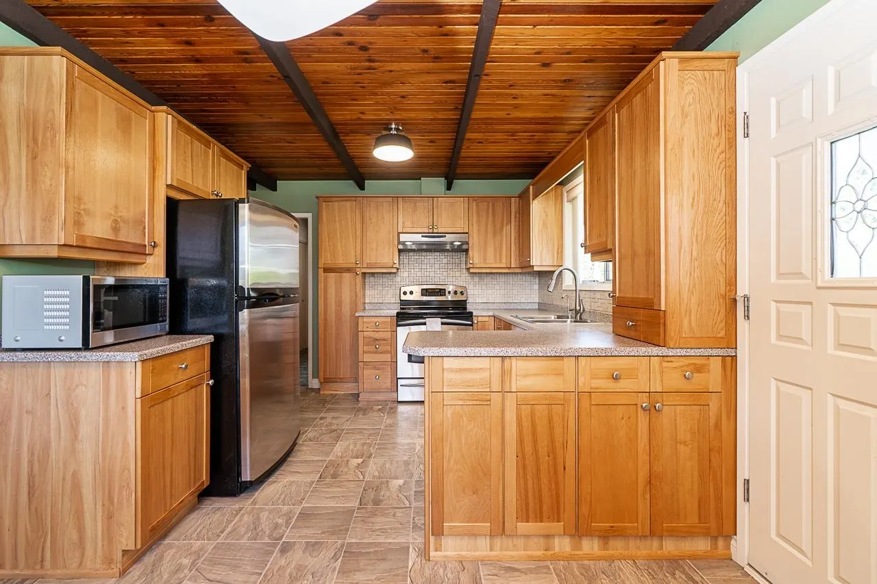 899 Glencoe Drive