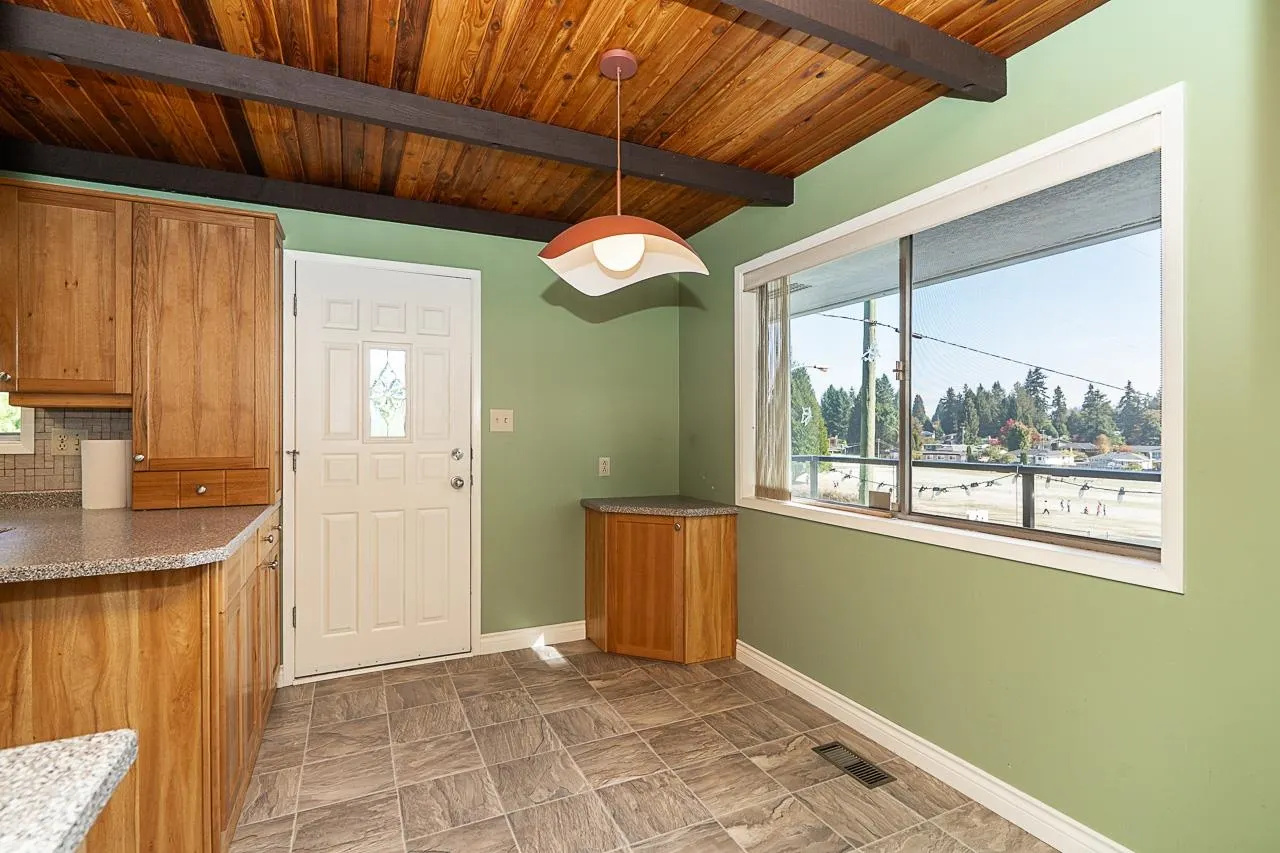 899 Glencoe Drive