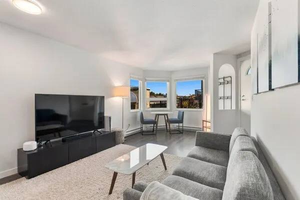 1101 W 8th Avenue #5