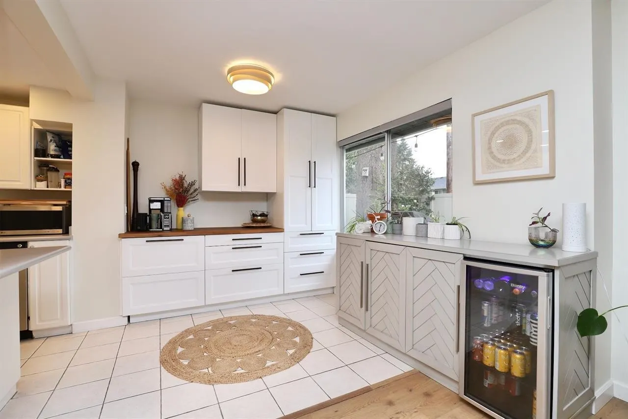 21409 Dewdney Trunk Road #16