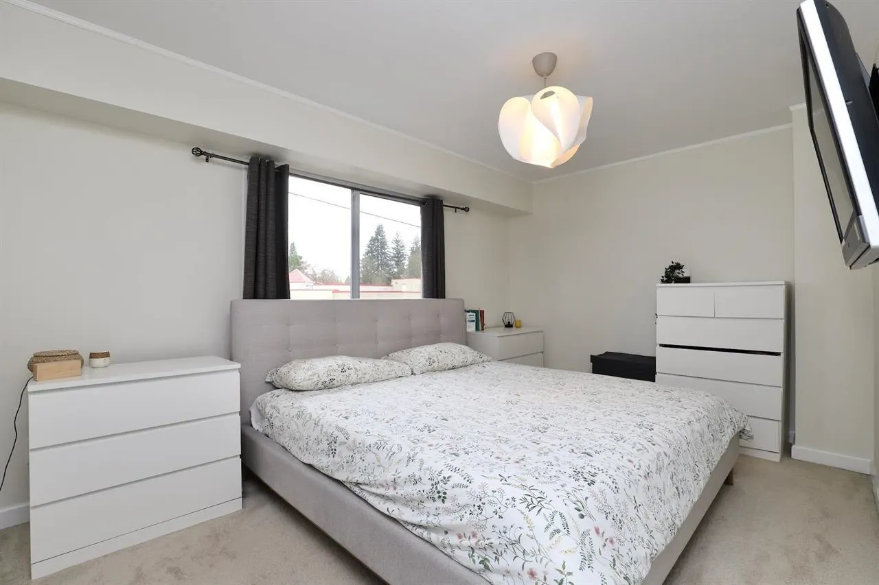 21409 Dewdney Trunk Road #16