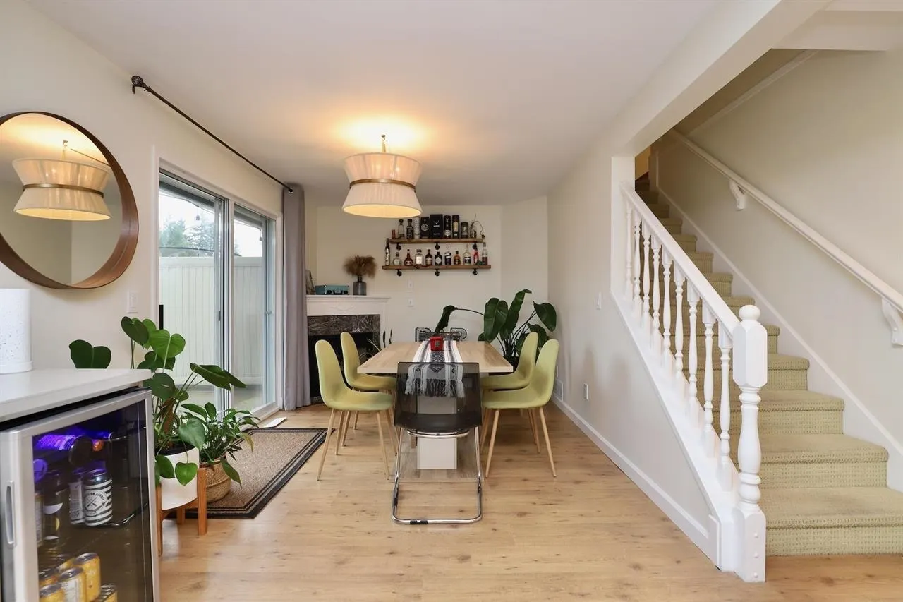 21409 Dewdney Trunk Road #16