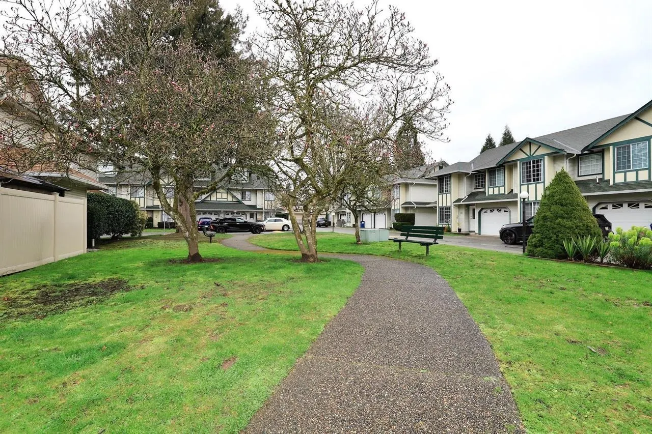 21409 Dewdney Trunk Road #16