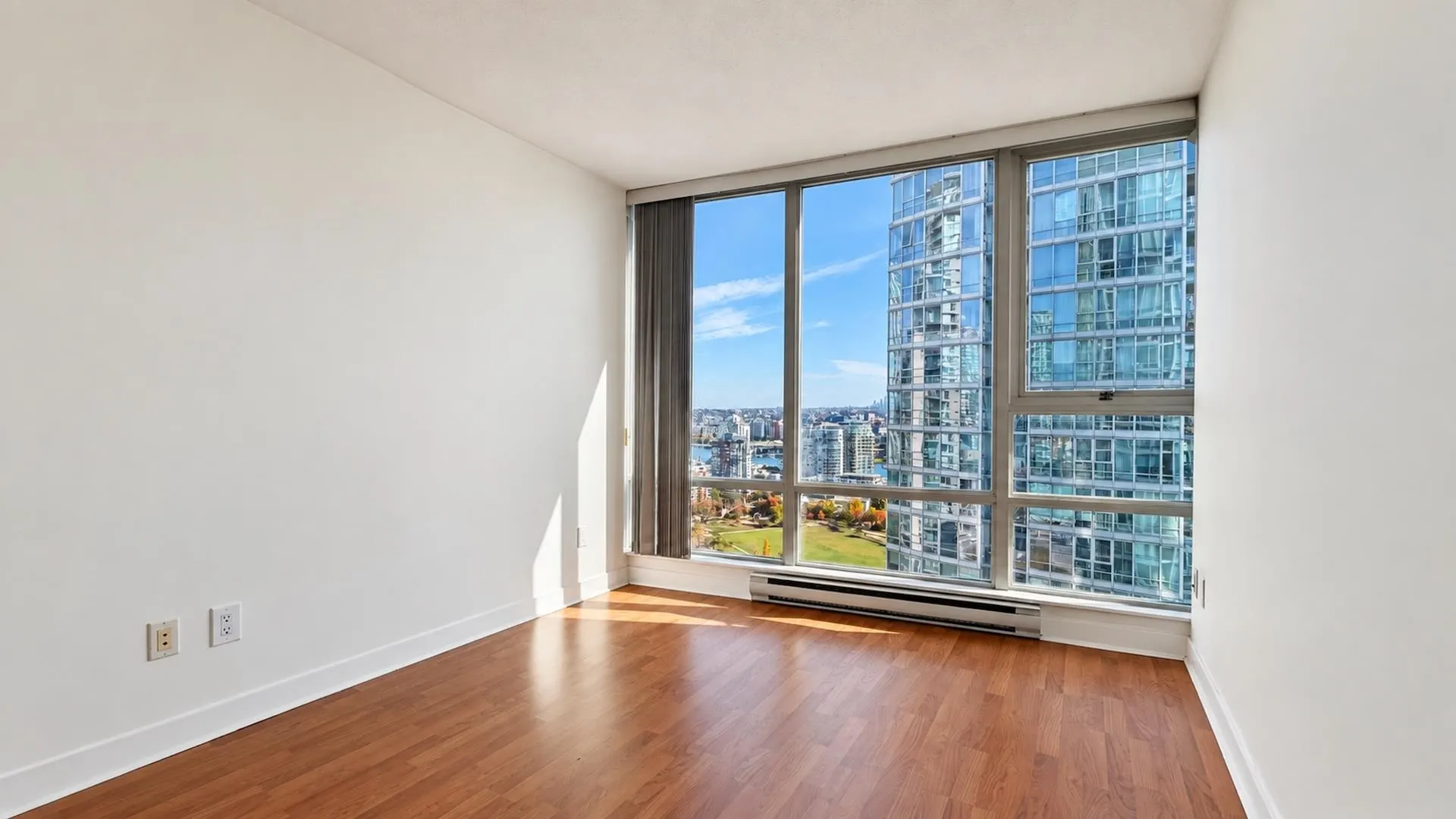 1495 Richards Street #2905