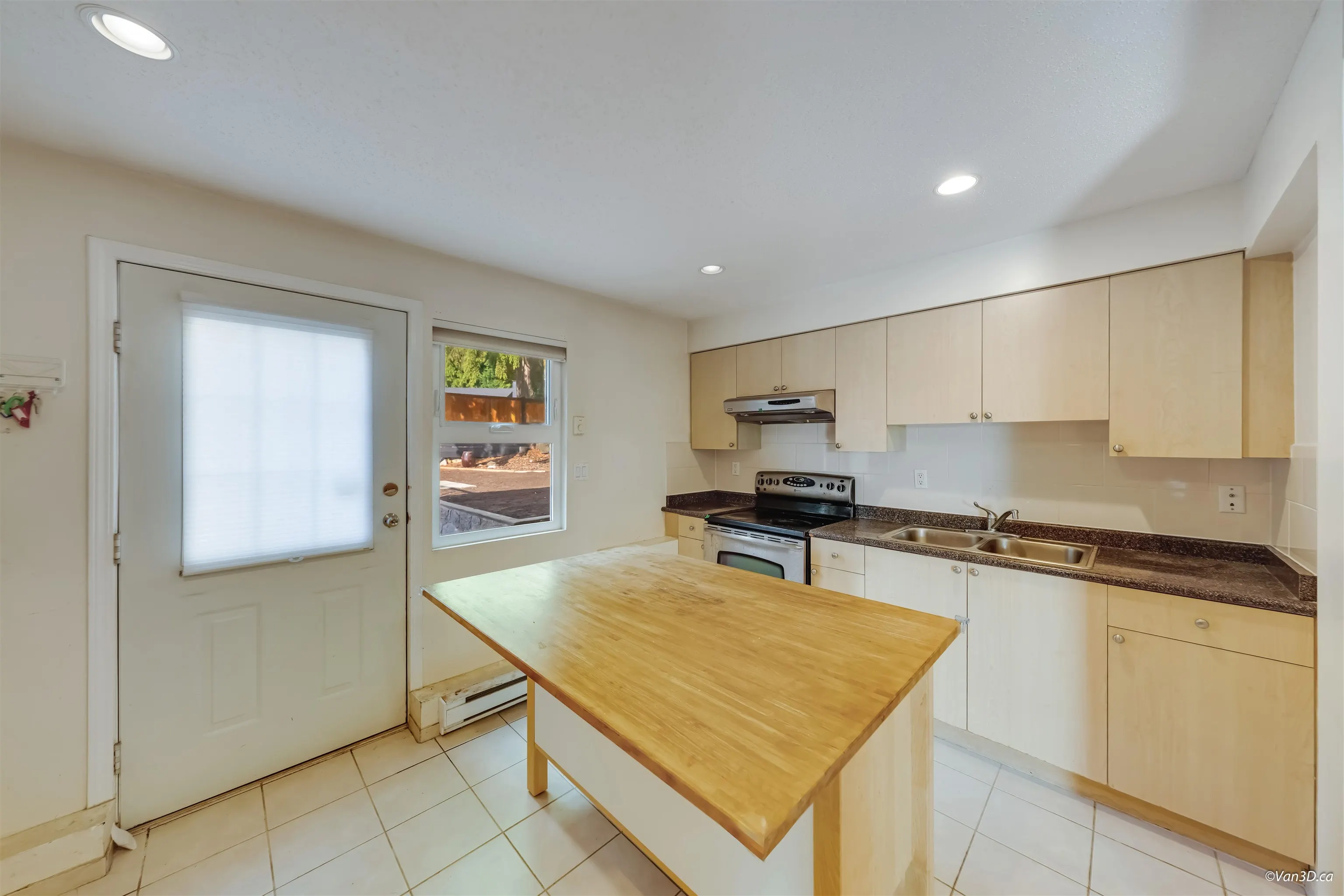 1201 Noons Creek Drive