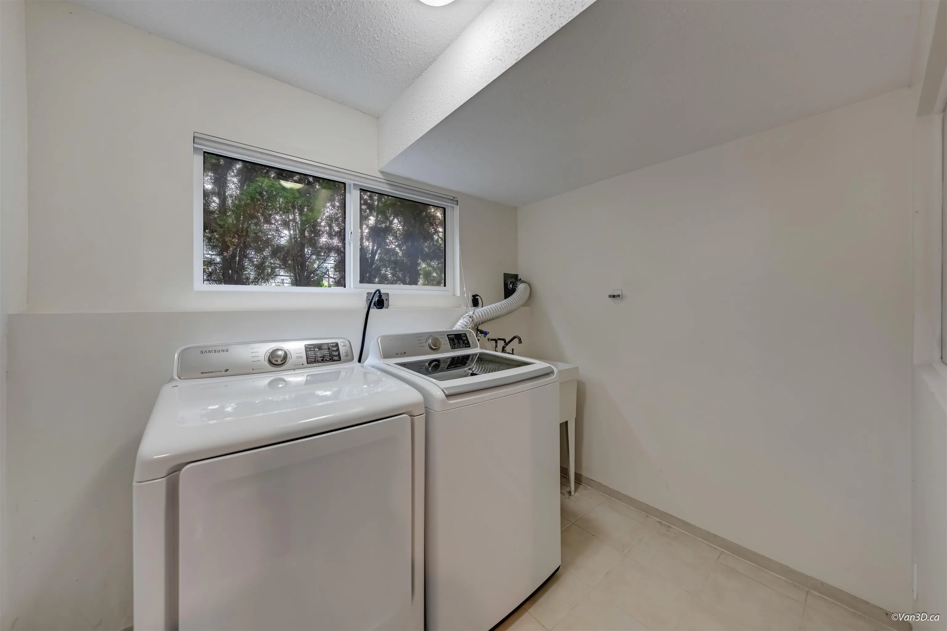 1201 Noons Creek Drive
