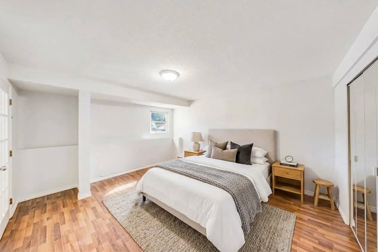 1201 Noons Creek Drive