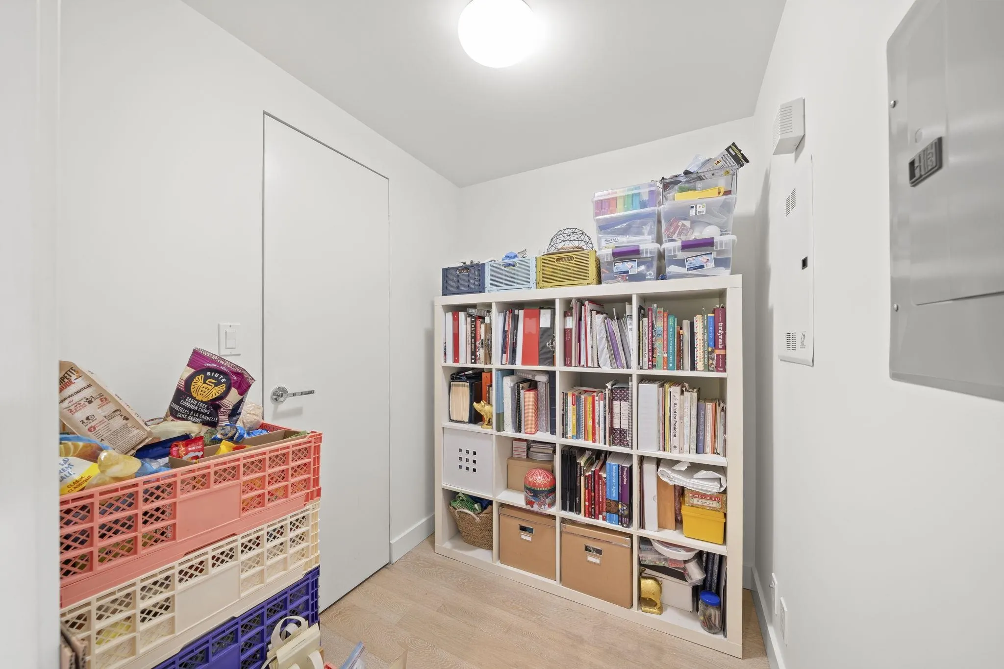 1409 W Pender Street #201