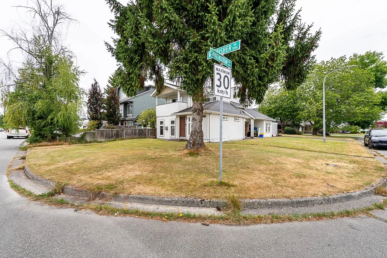 7920 Frobisher Drive