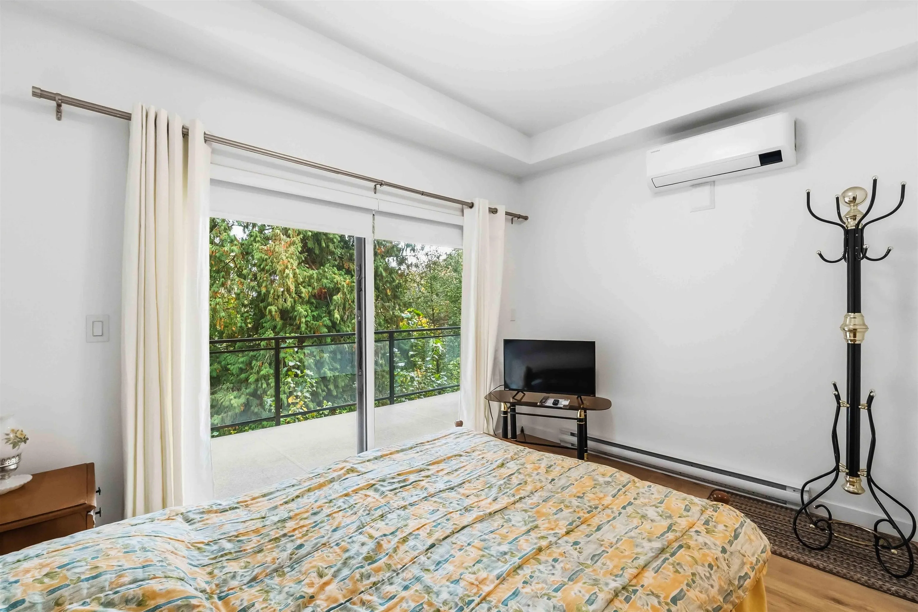 3182 Gladwin Road #203