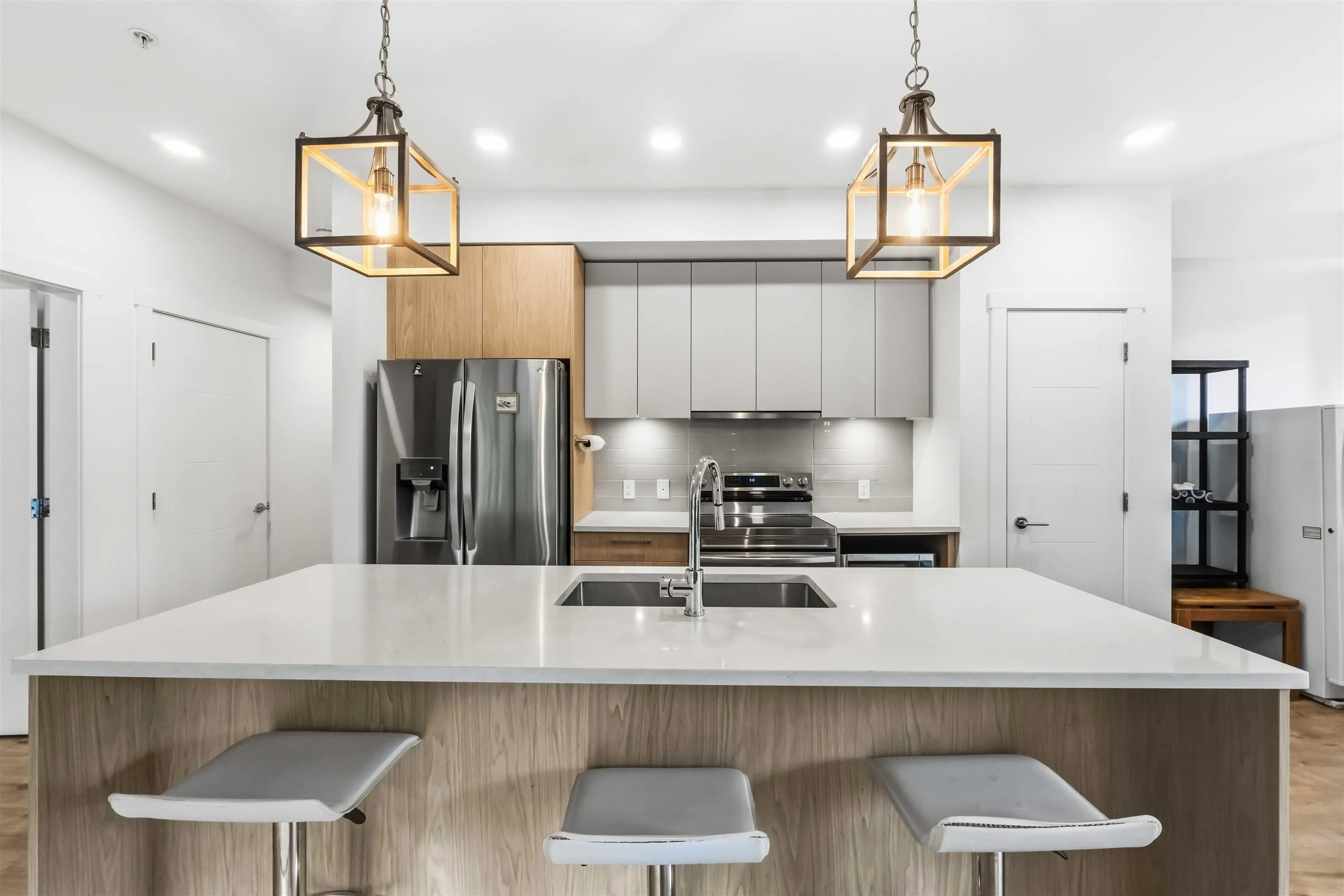 3182 Gladwin Road #203
