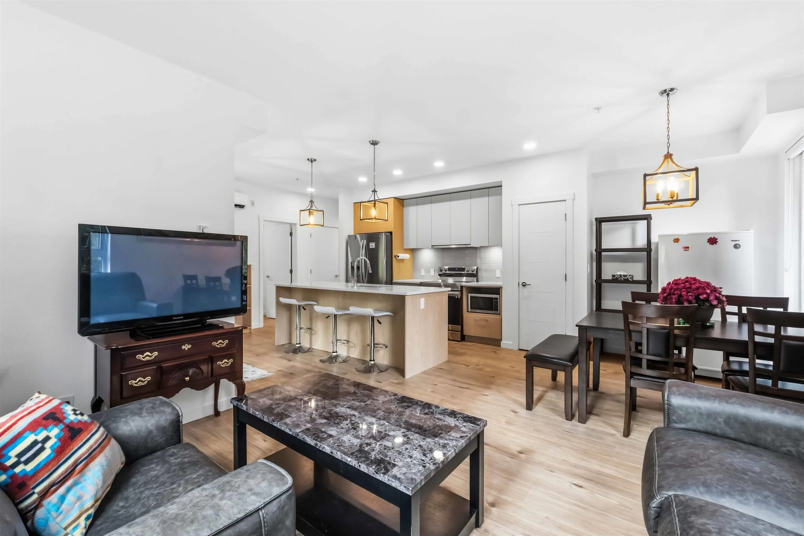 3182 Gladwin Road #203
