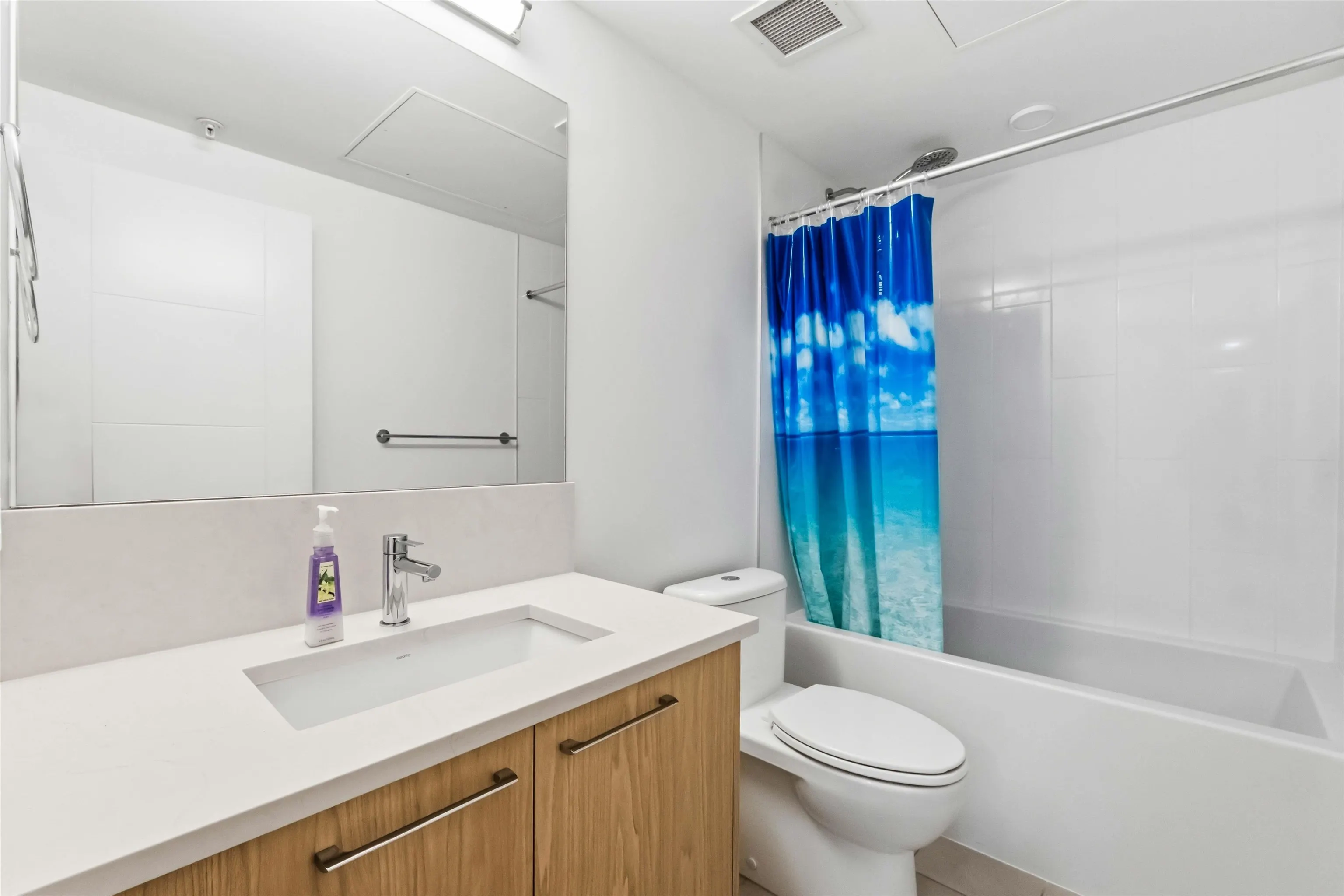 3182 Gladwin Road #203