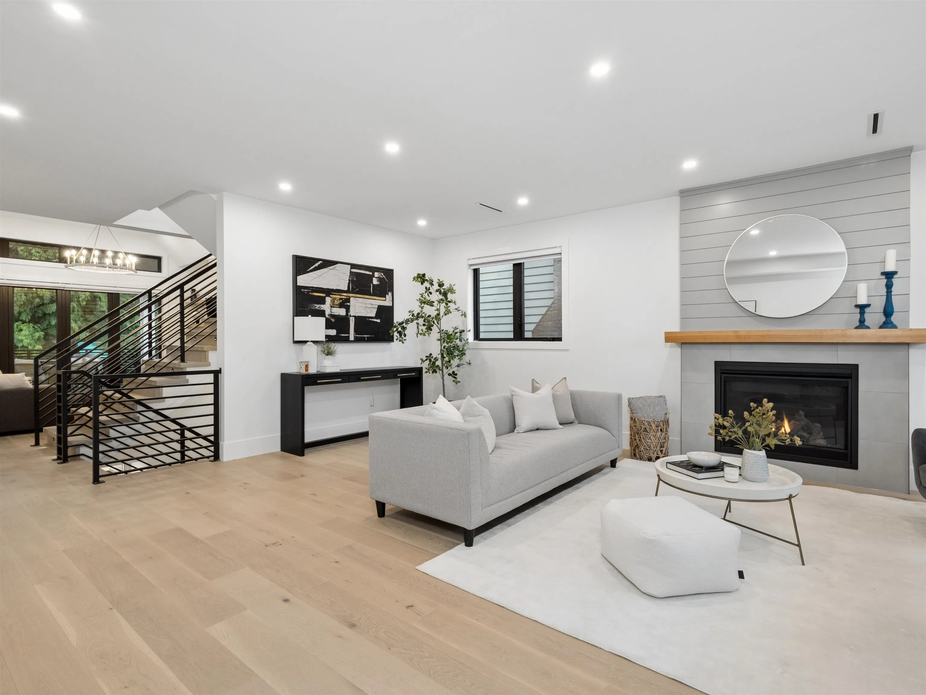 1260 Plateau Drive